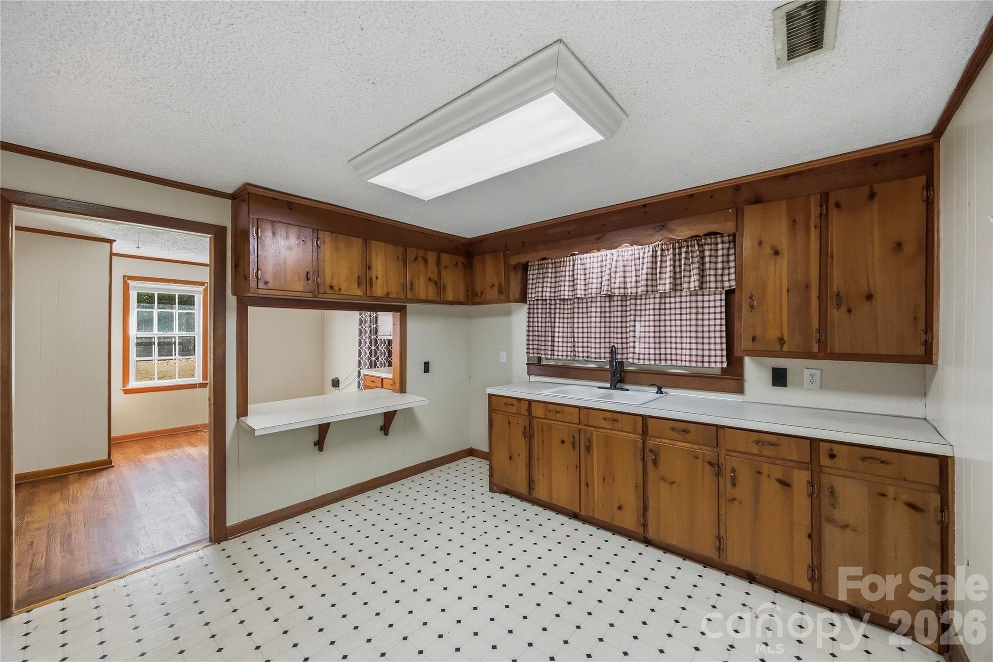 Kitchen - 22578 S Nc Highway 109 None, Denton