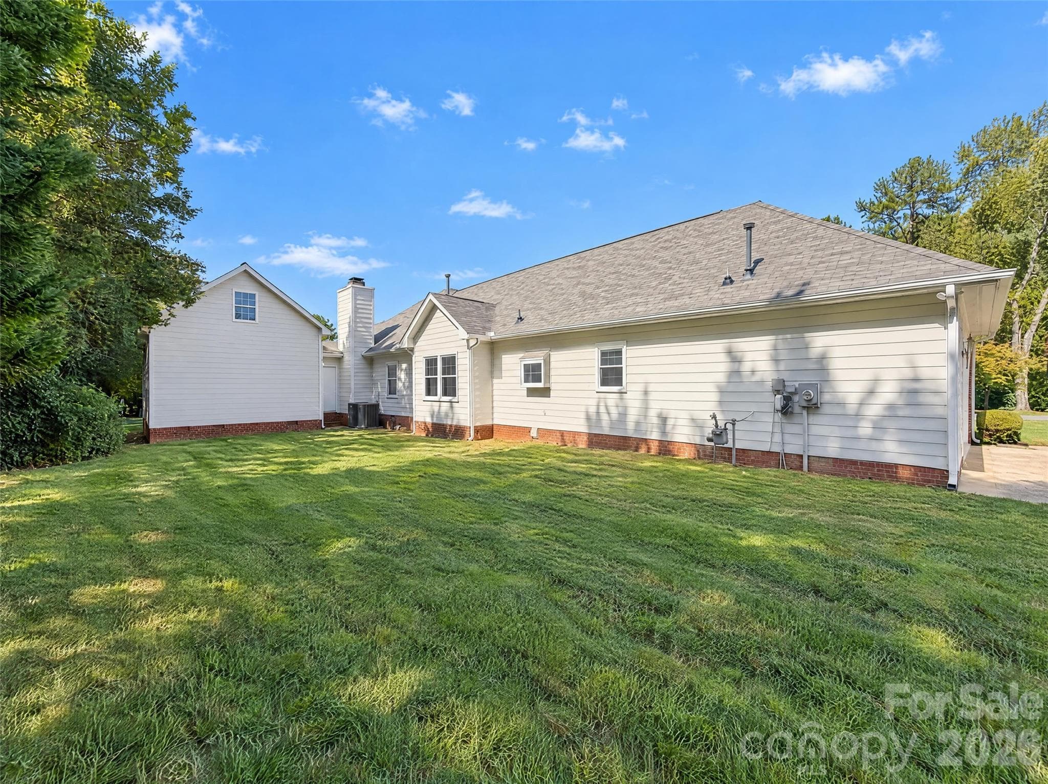 Single Family Residence at 5244 Dayan Drive, Charlotte, photo 5 of 21