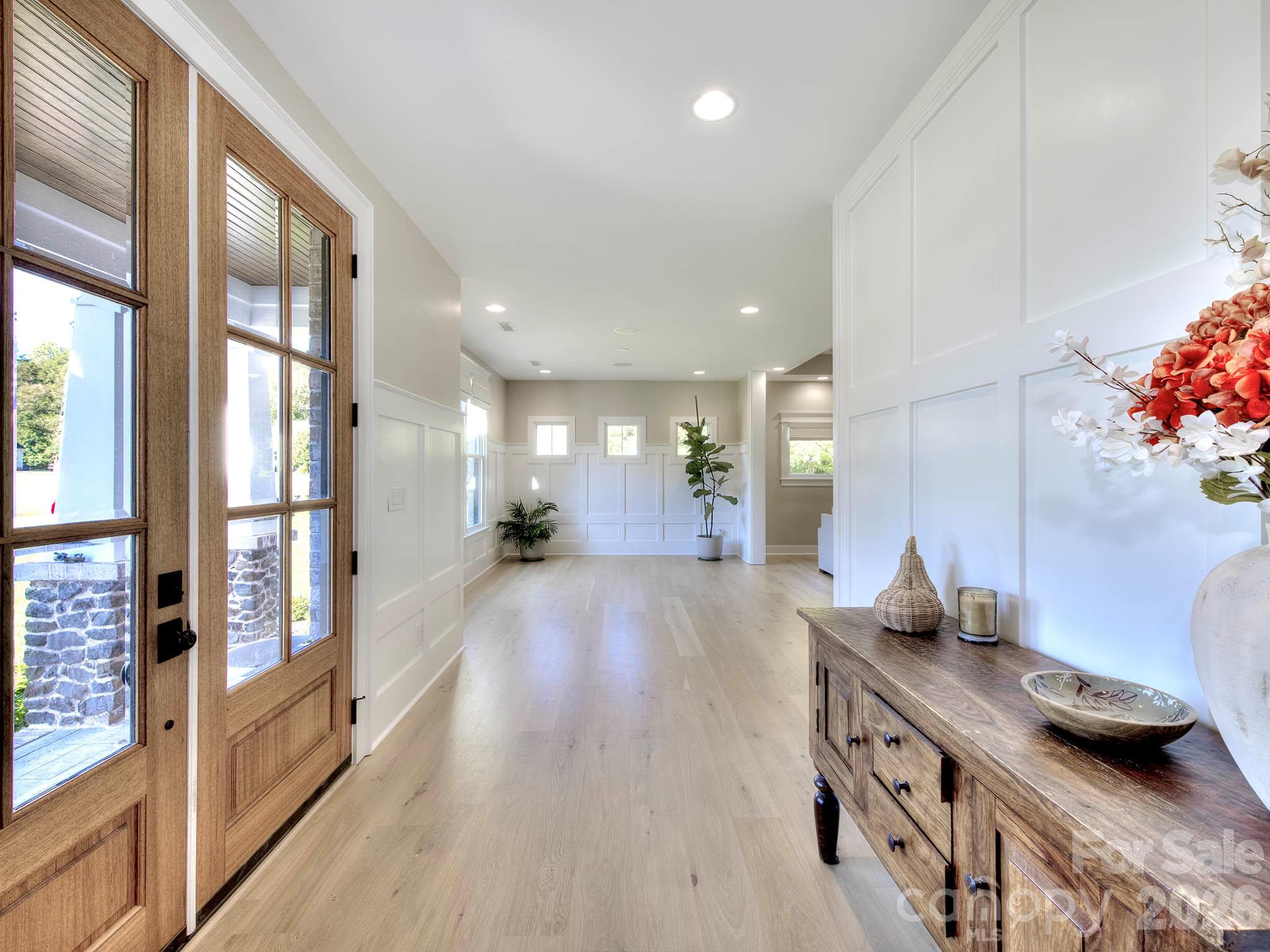 Single Family Residence at 8833 Kerns Meadow Lane, Huntersville, photo 5 of 46