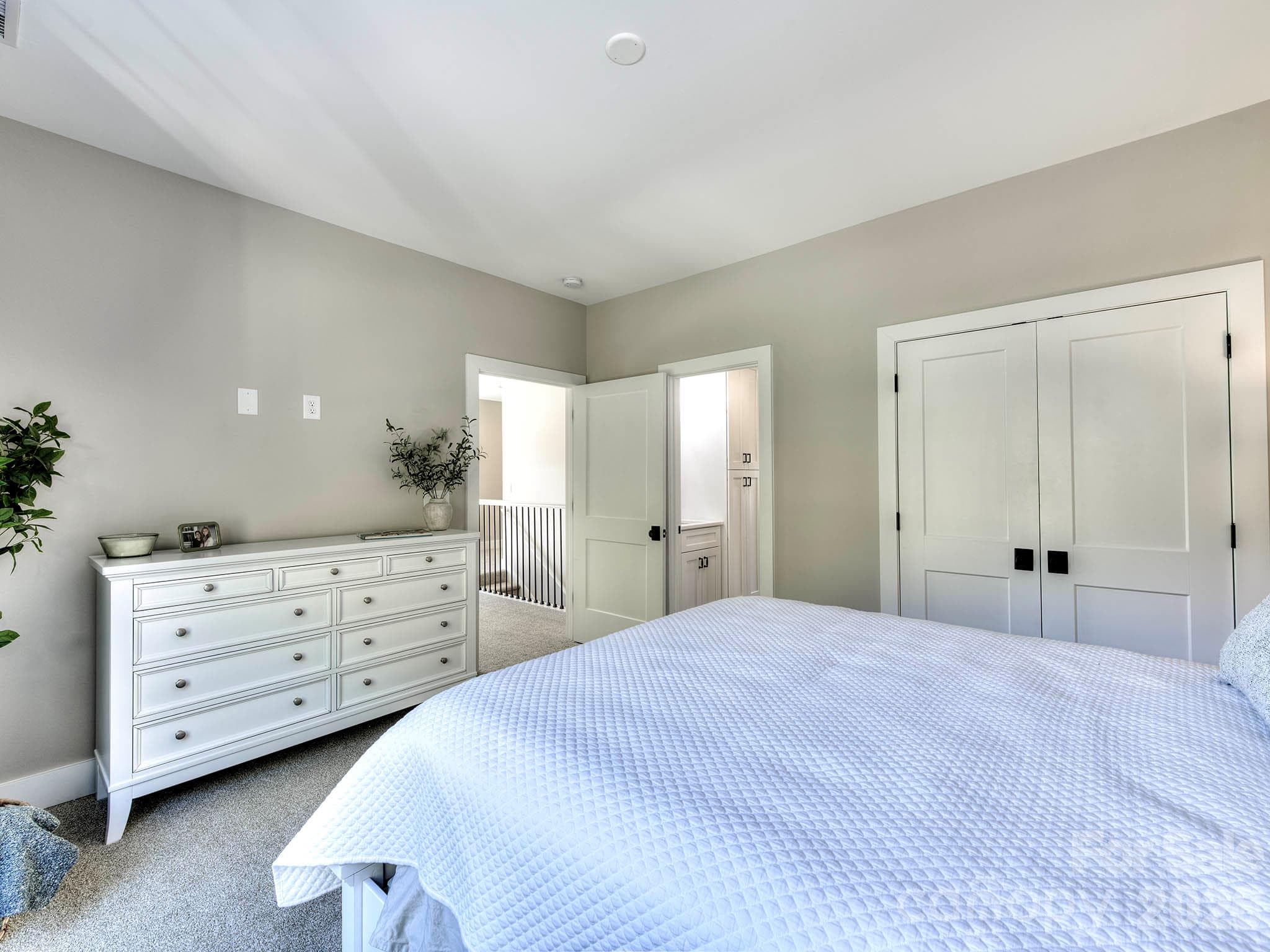 Single Family Residence at 8833 Kerns Meadow Lane, Huntersville, photo 26 of 46