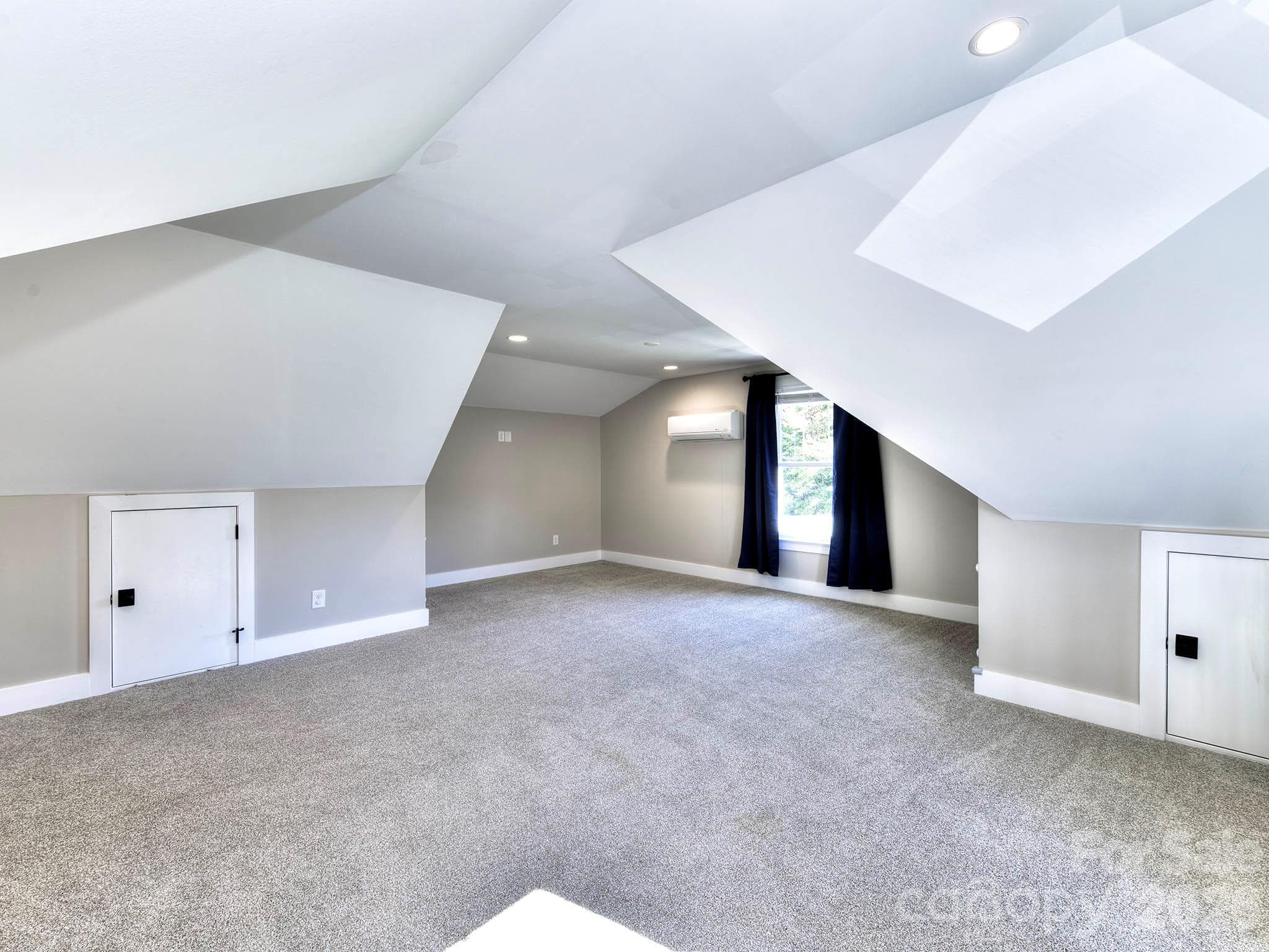 Single Family Residence at 8833 Kerns Meadow Lane, Huntersville, photo 34 of 46