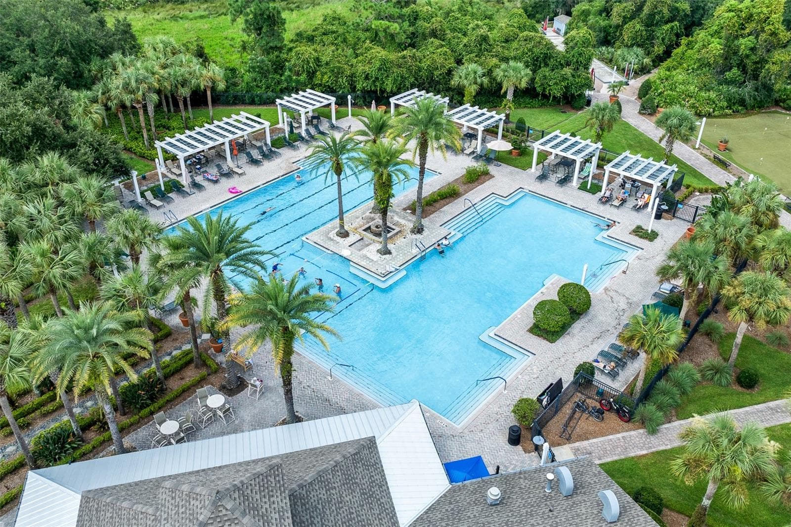 CLUBHOUSE POOL - 506 HERON POINT WAY, DELAND
