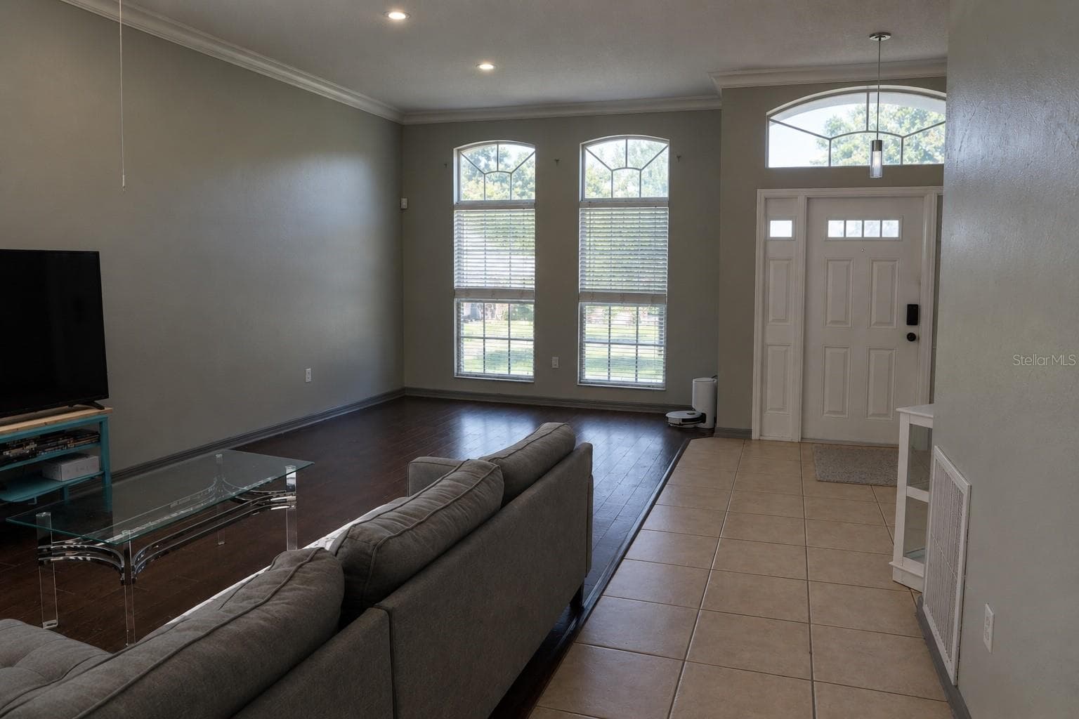 Front Living Area - 111 SPRING GLEN DR, DEBARY