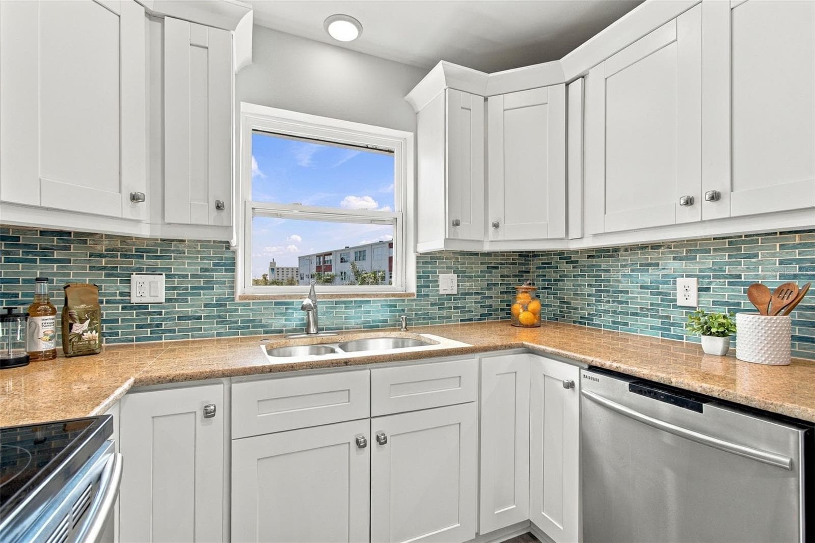 Condominium at 5555 GULF BLVD #419, ST PETE BEACH, photo 10 of 56