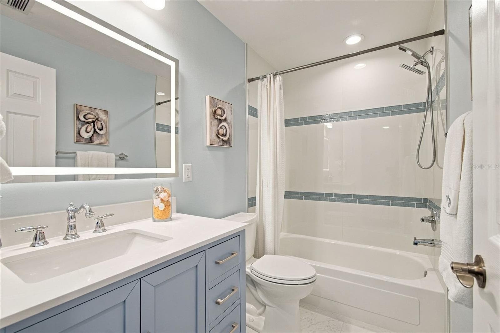 Condominium at 5555 GULF BLVD #419, ST PETE BEACH, photo 31 of 56