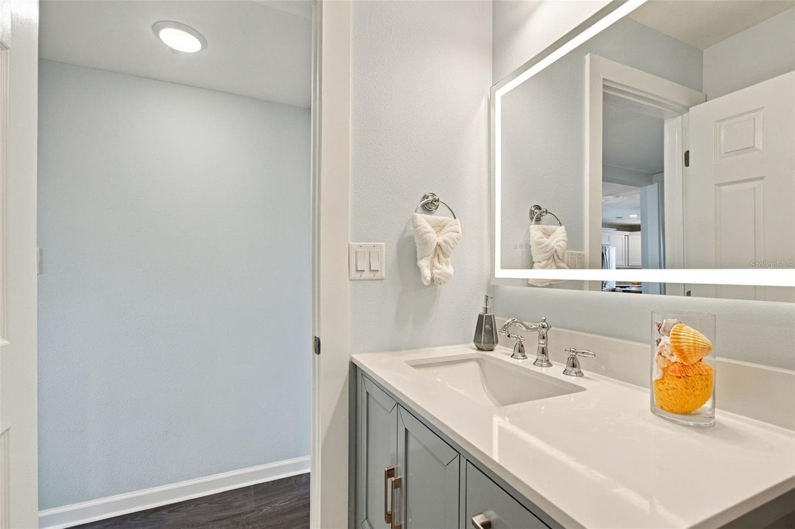 Condominium at 5555 GULF BLVD #419, ST PETE BEACH, photo 33 of 56
