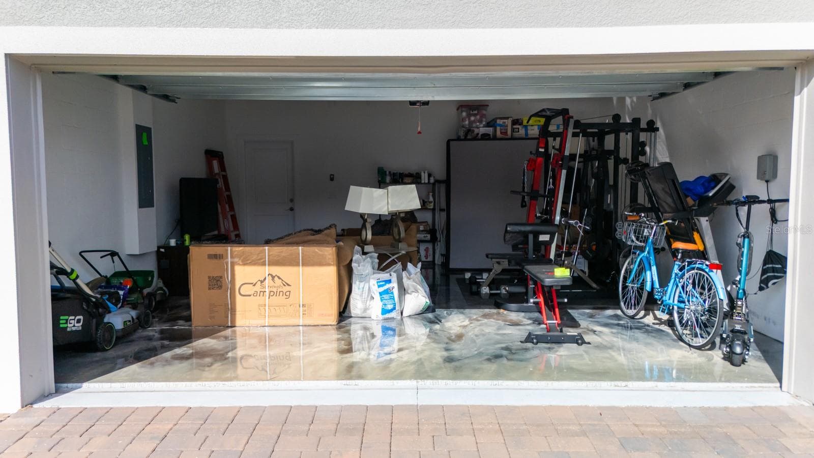 Garage - 11780 LANGUAGE WAY, ORLANDO
