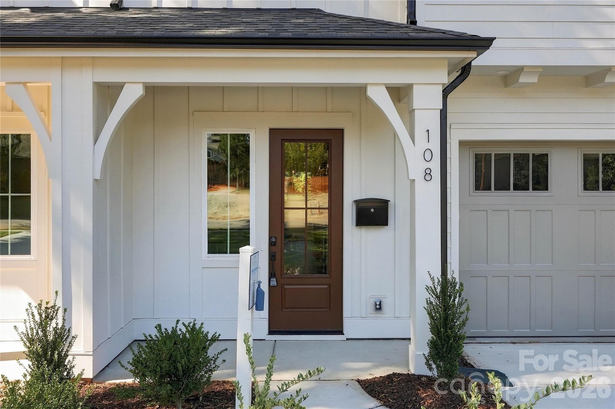 Townhouse at 108 S Gregg Street, Charlotte, photo 8 of 63