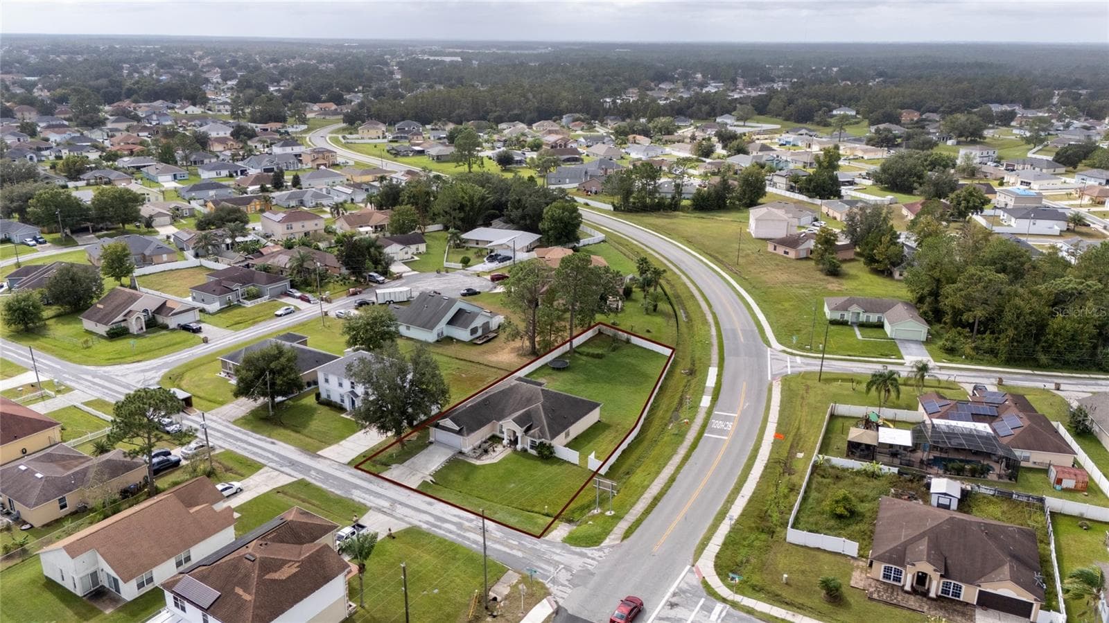Single Family Residence at 1133 CHICHESTER CT, KISSIMMEE, photo 3 of 30