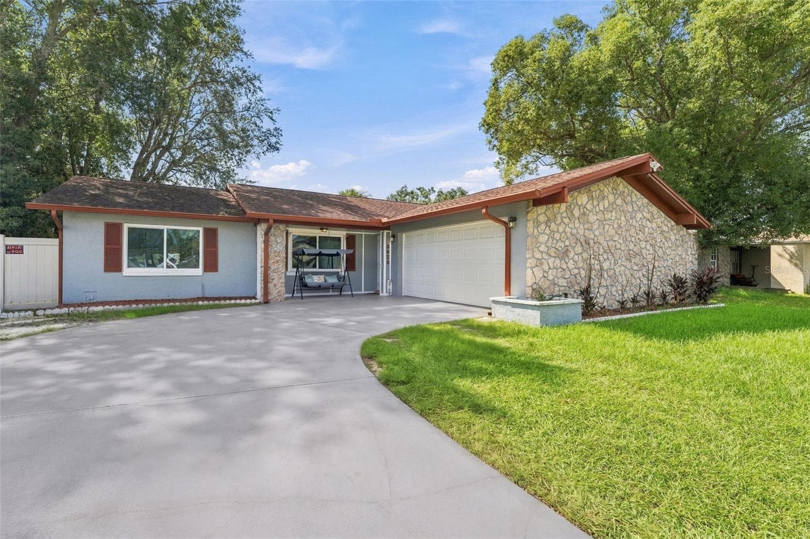 Single Family Residence at 3620 COPPERTREE CIR, BRANDON, photo 3 of 45