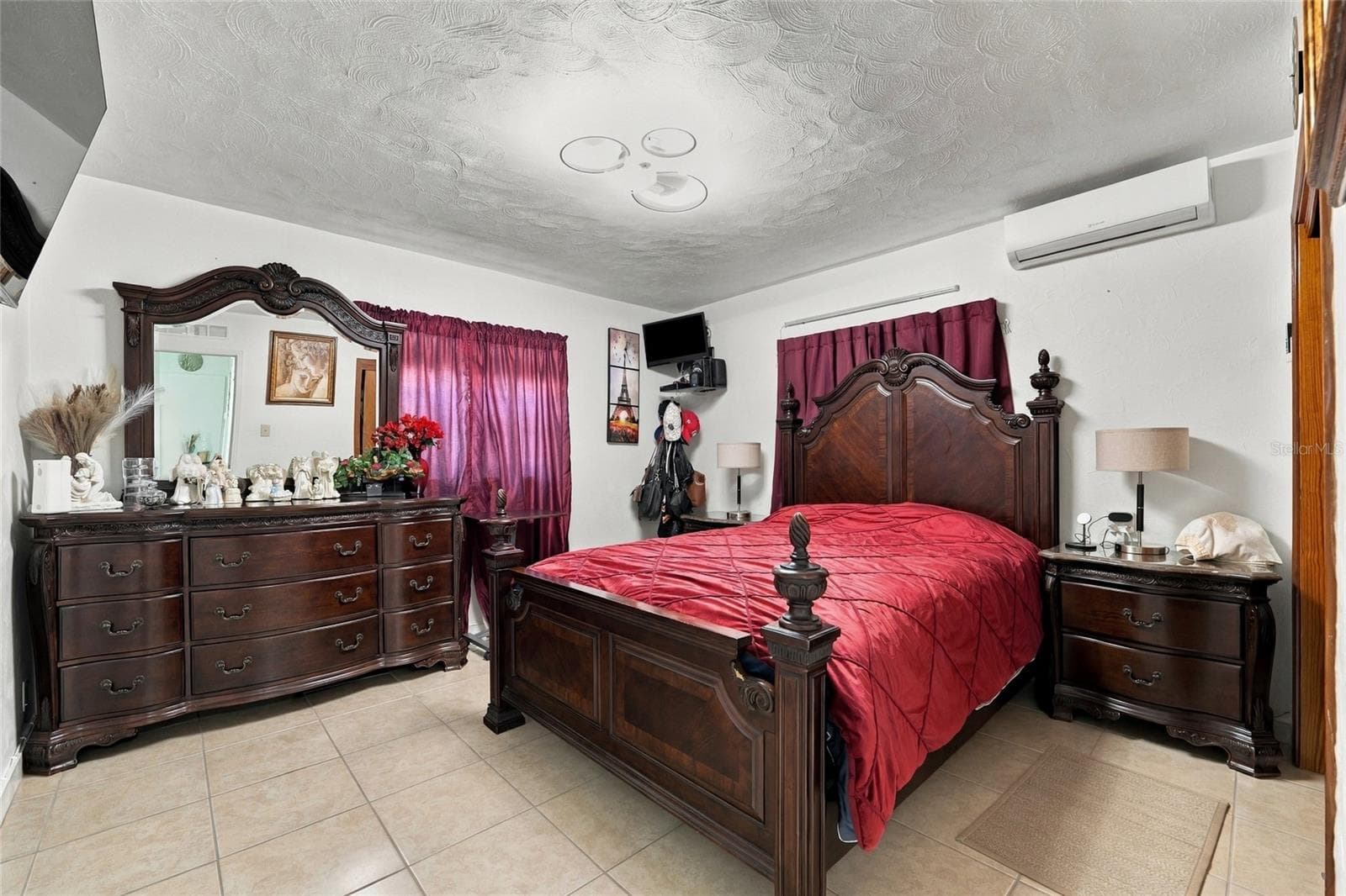 Single Family Residence at 1508 W KNOLLWOOD ST, TAMPA, photo 32 of 58