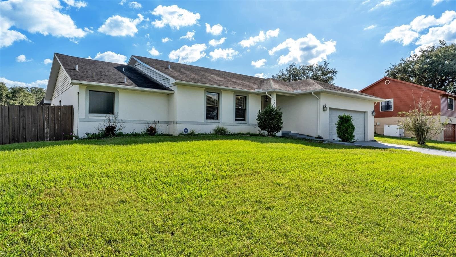 Single Family Residence at 751 CEDAR KNOLL DR N, LAKELAND, photo 3 of 42
