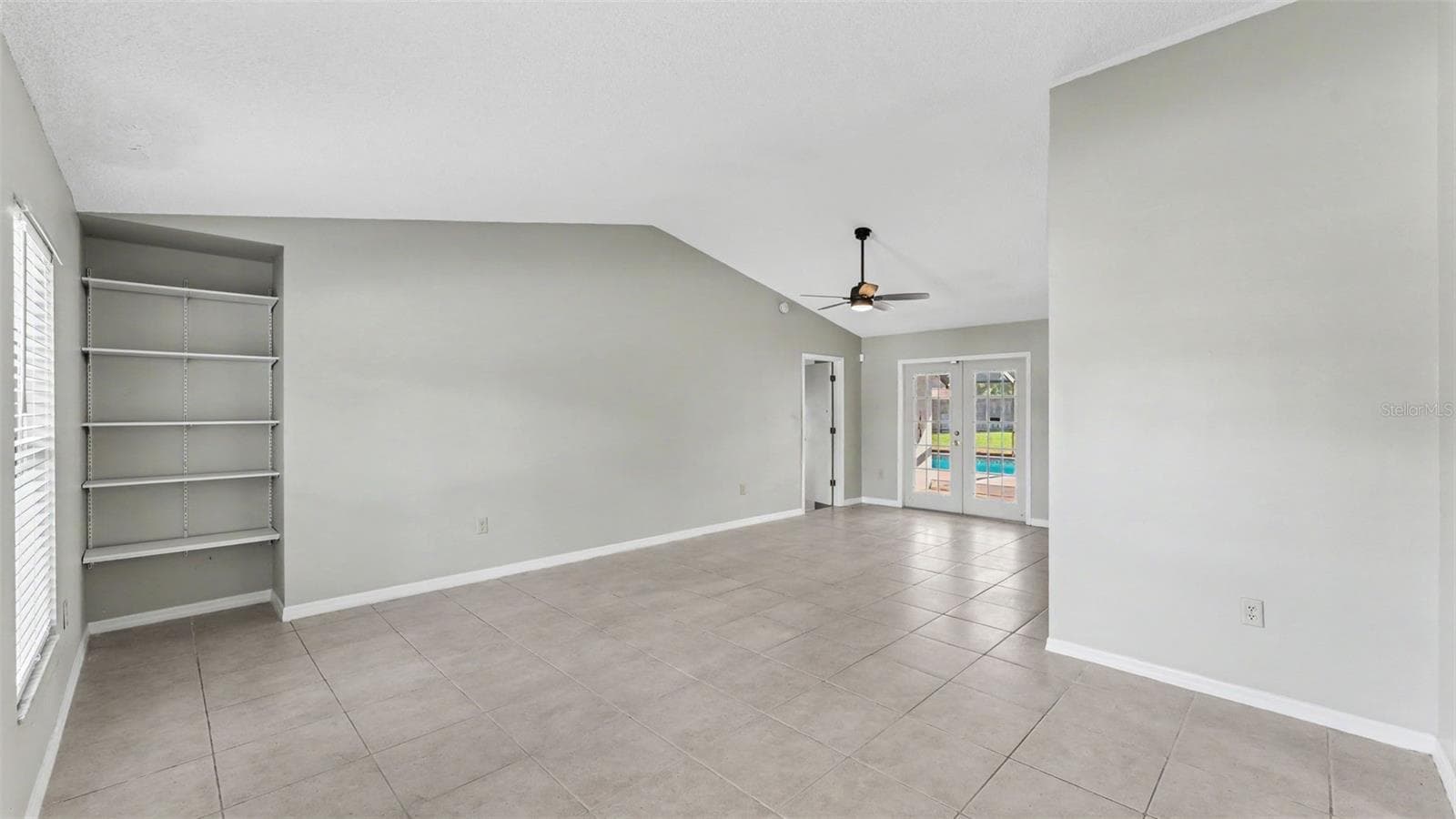 Single Family Residence at 751 CEDAR KNOLL DR N, LAKELAND, photo 13 of 42