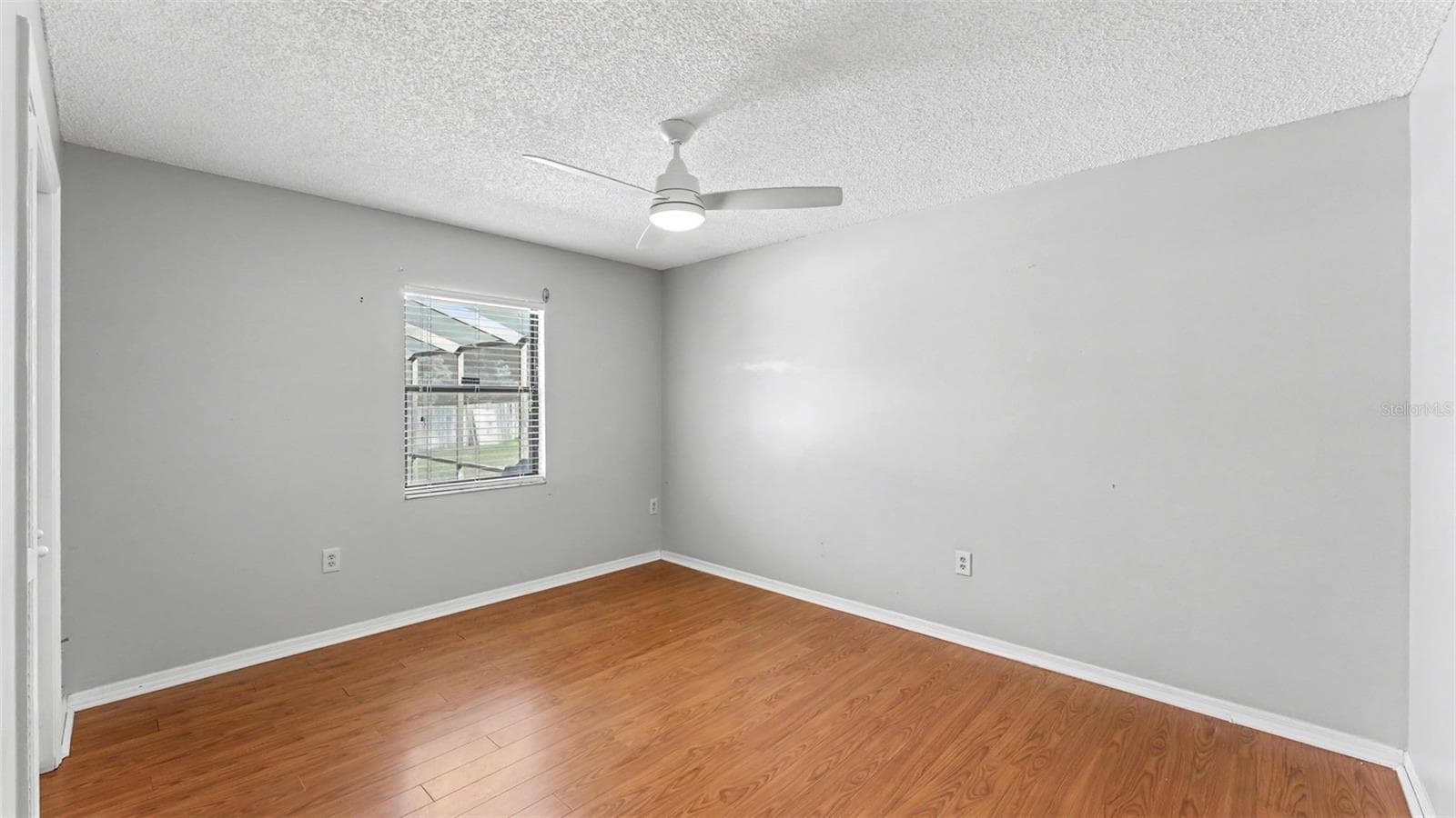 Single Family Residence at 751 CEDAR KNOLL DR N, LAKELAND, photo 26 of 42