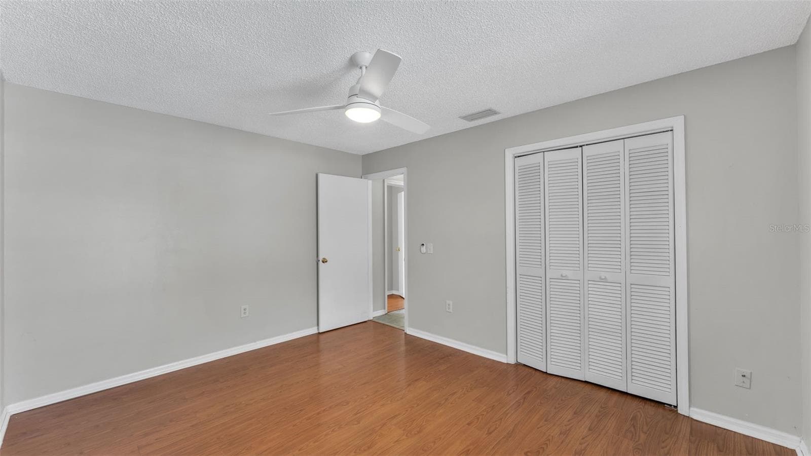 Single Family Residence at 751 CEDAR KNOLL DR N, LAKELAND, photo 29 of 42