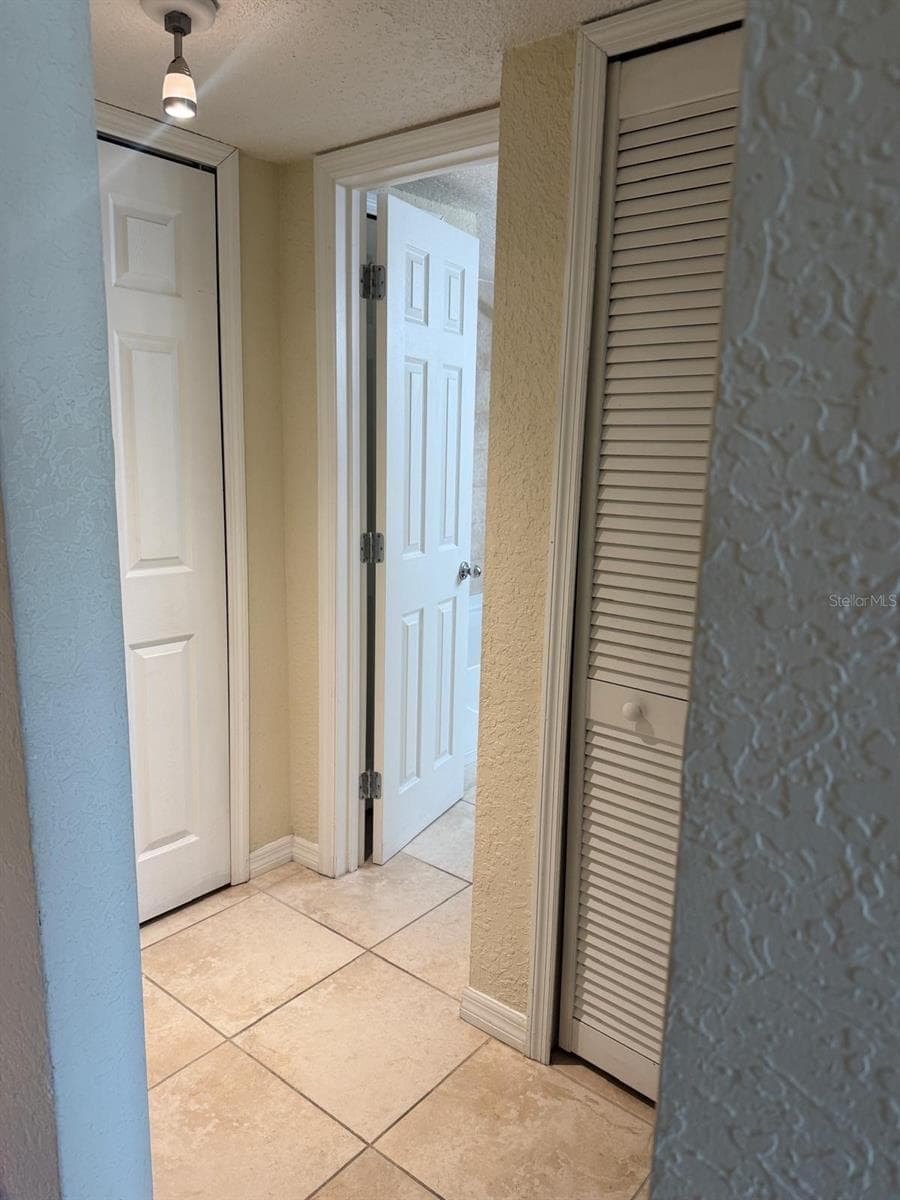 Condominium at 1928 CONWAY RD #14, ORLANDO, photo 8 of 27