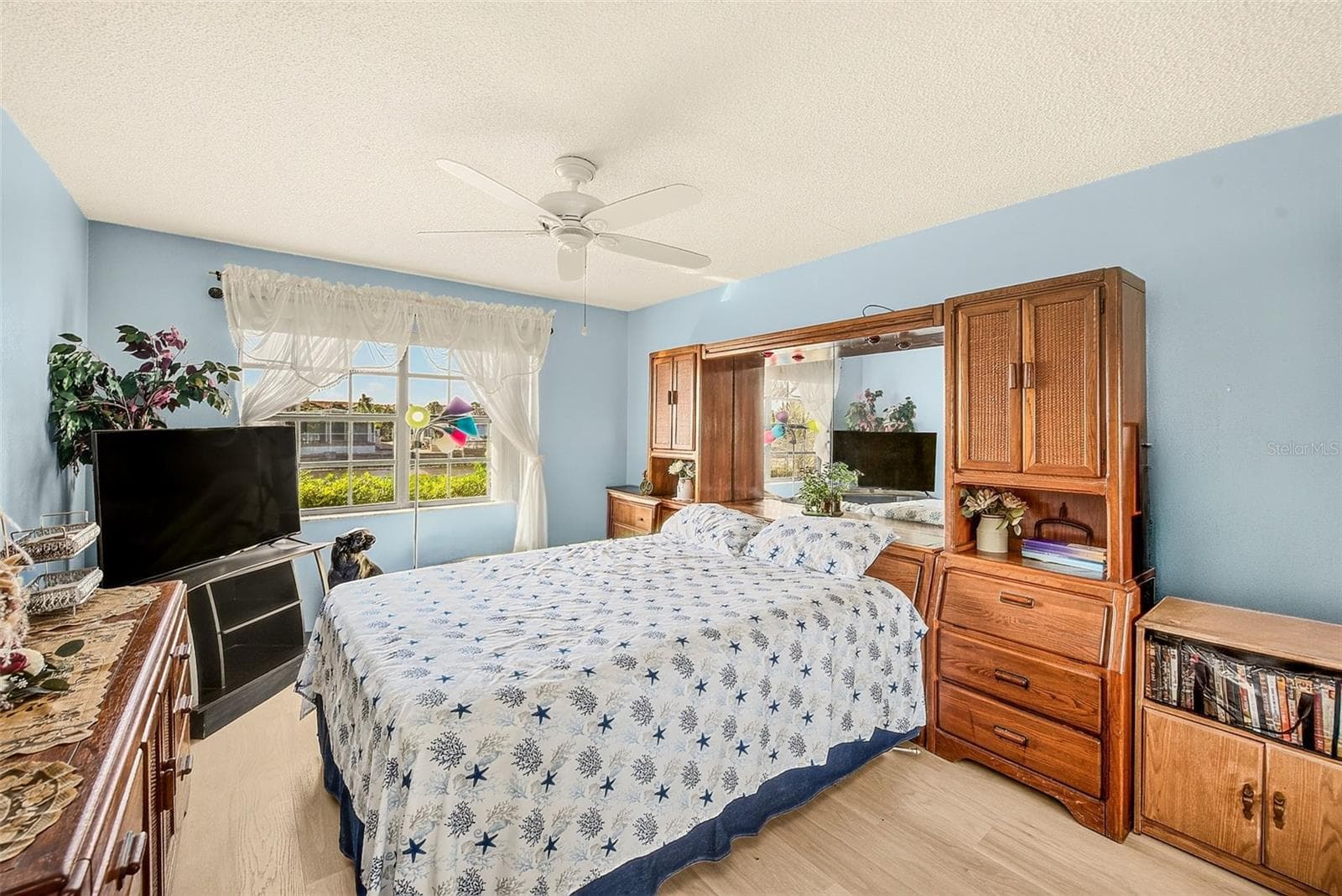 View of 2nd bedroom - 19029 US HIGHWAY 19 N #21F, CLEARWATER