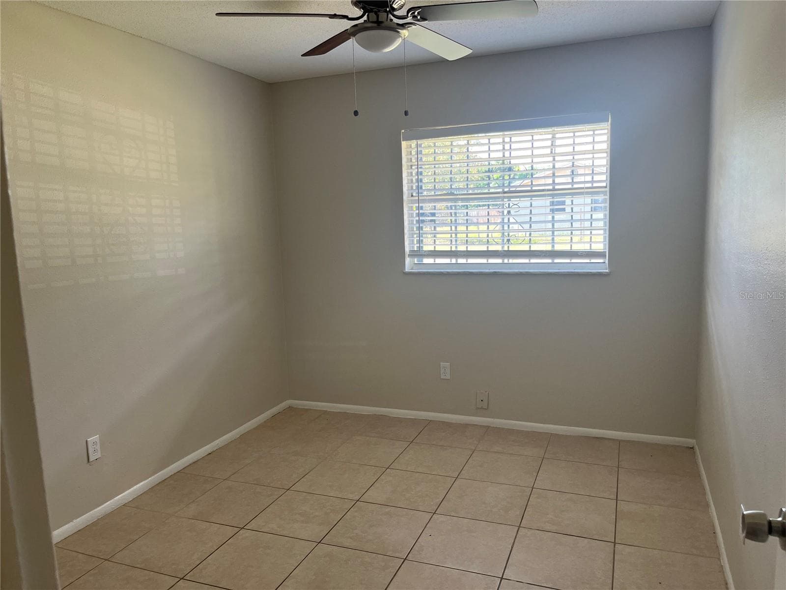 Single Family Residence at 1805 GRIMKE AVE, APOPKA, photo 9 of 12