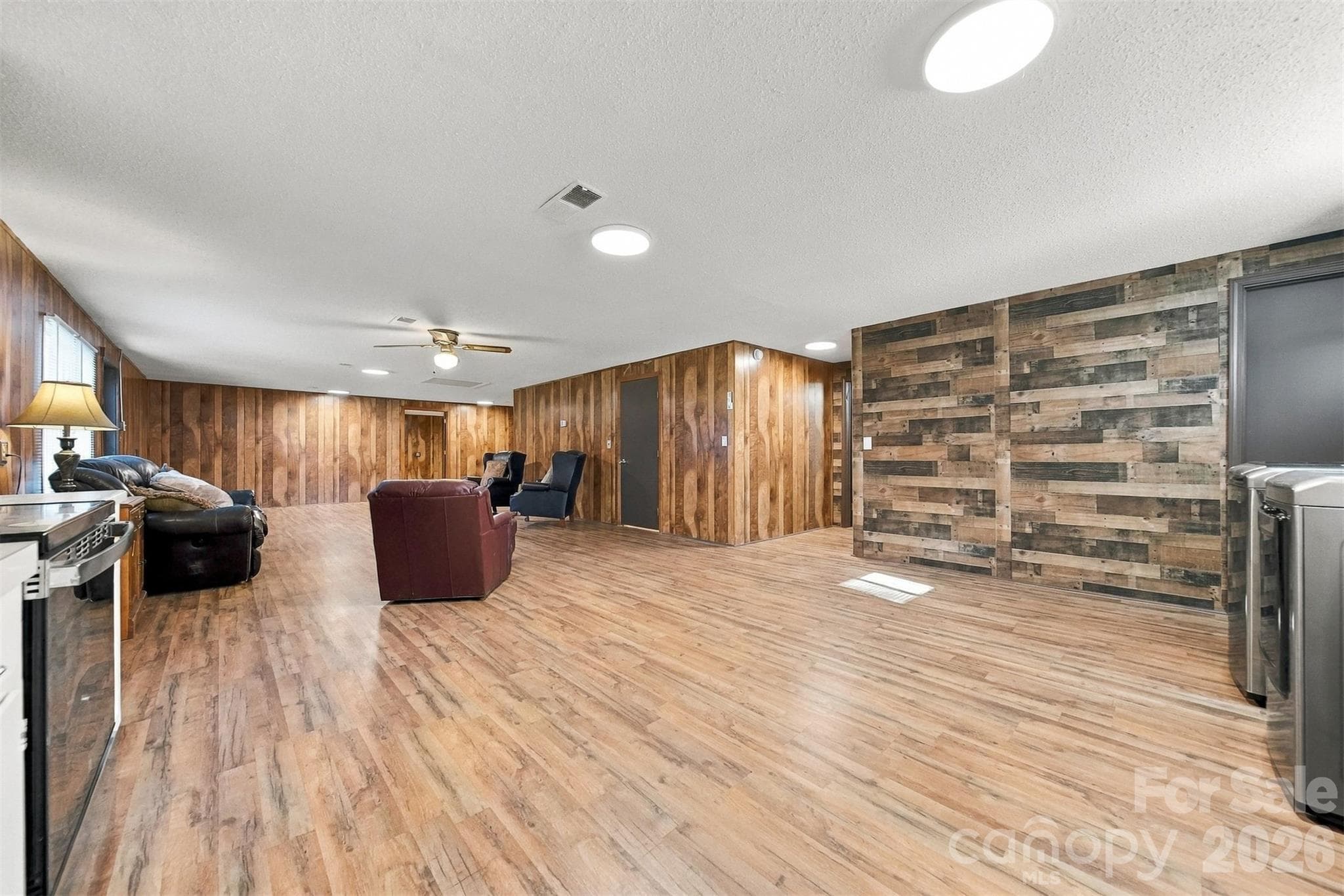 Business at 1202 Airport Rhodhiss Road, Hickory, photo 7 of 37