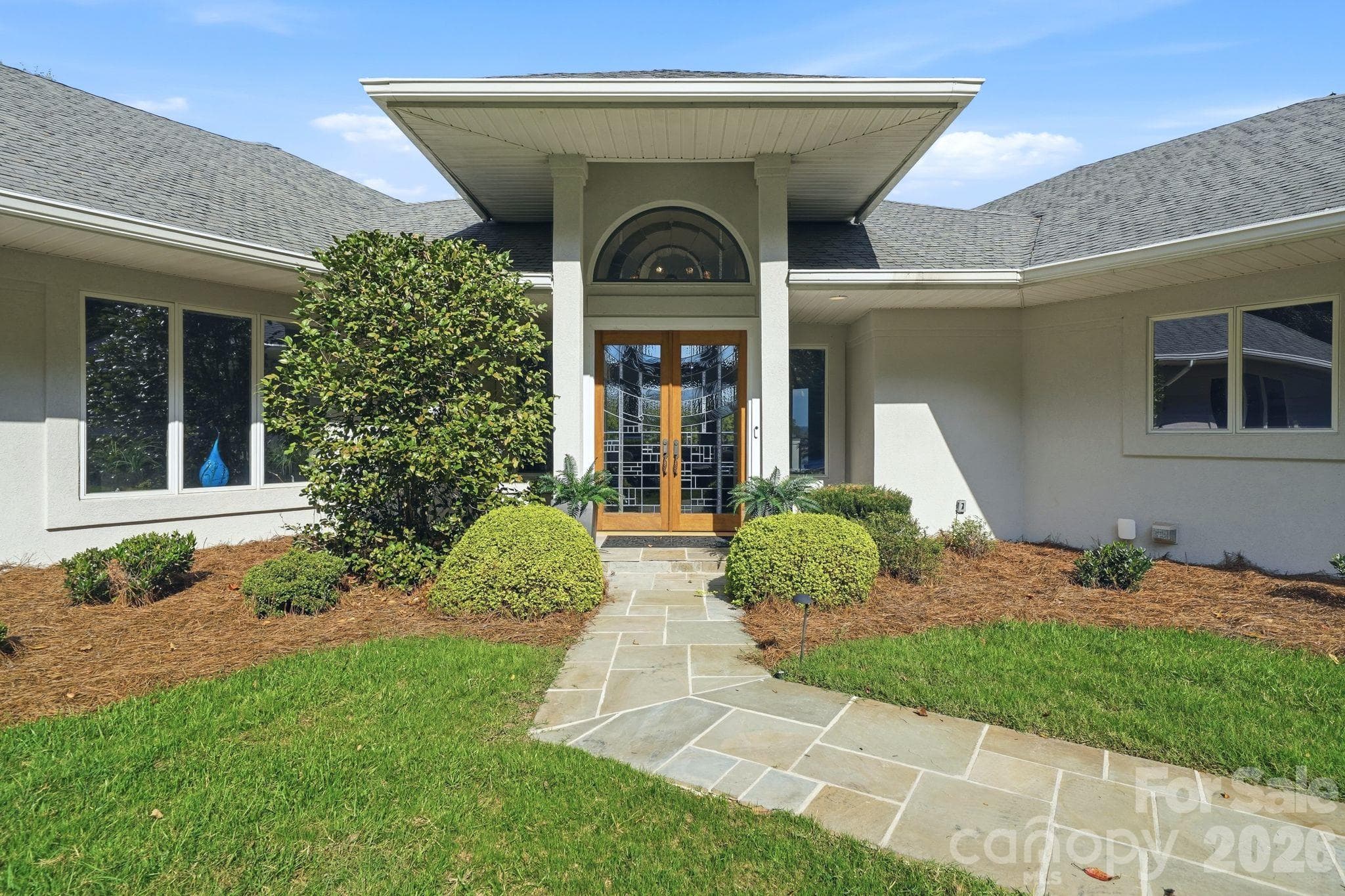 Single Family Residence at 47 Hamiltons Ferry Road, Lake Wylie, photo 3 of 47