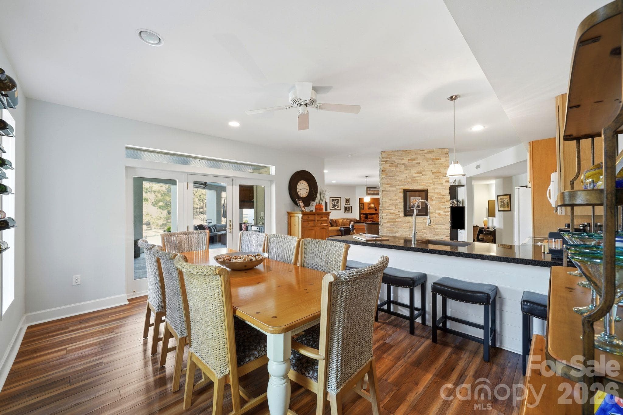 Single Family Residence at 47 Hamiltons Ferry Road, Lake Wylie, photo 29 of 47