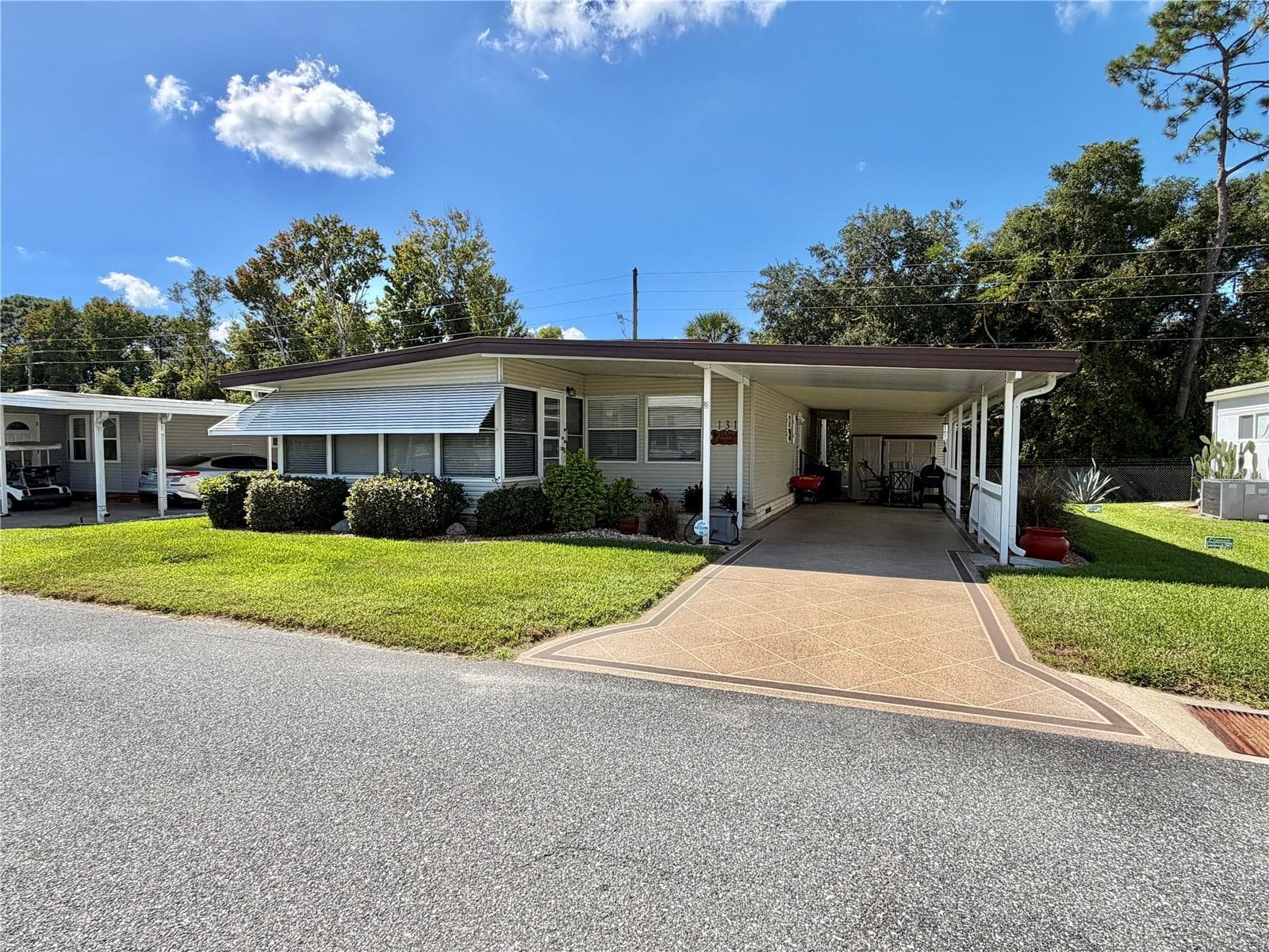 131 BOUGAINVILLEA DR