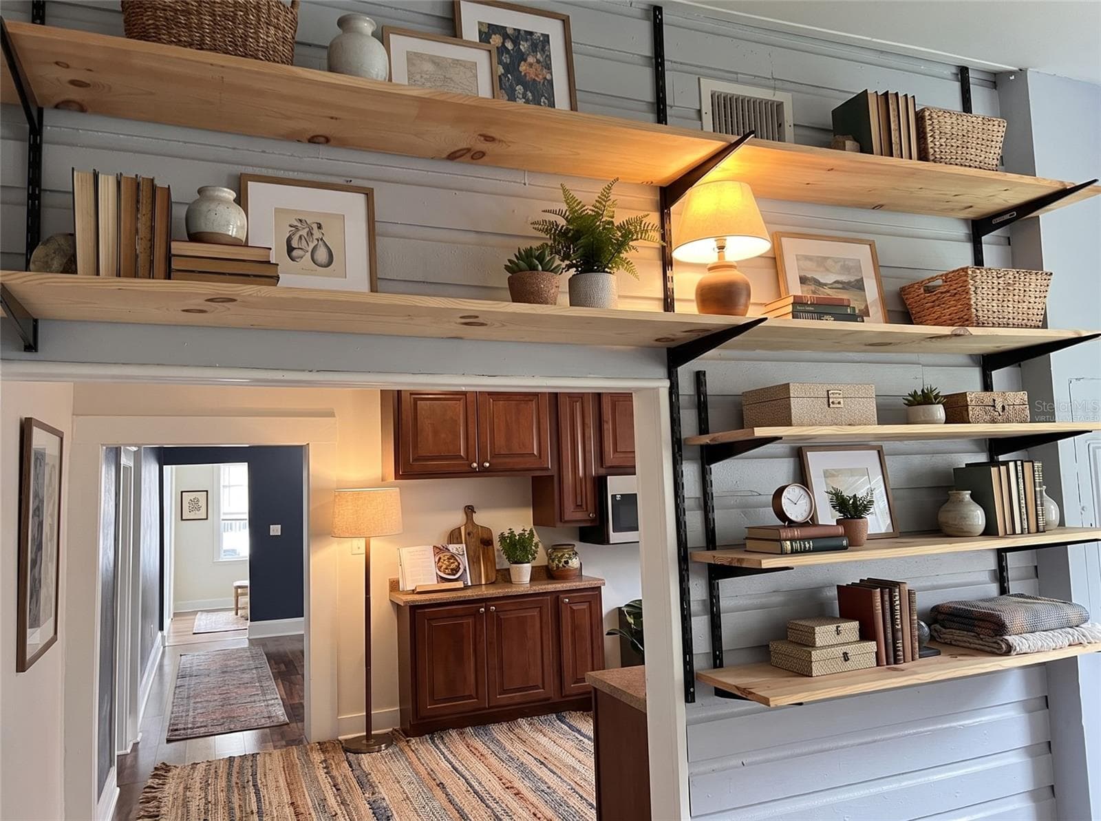 Shelving in office "Virtually staged" - 1199 KING AVE, LAKELAND