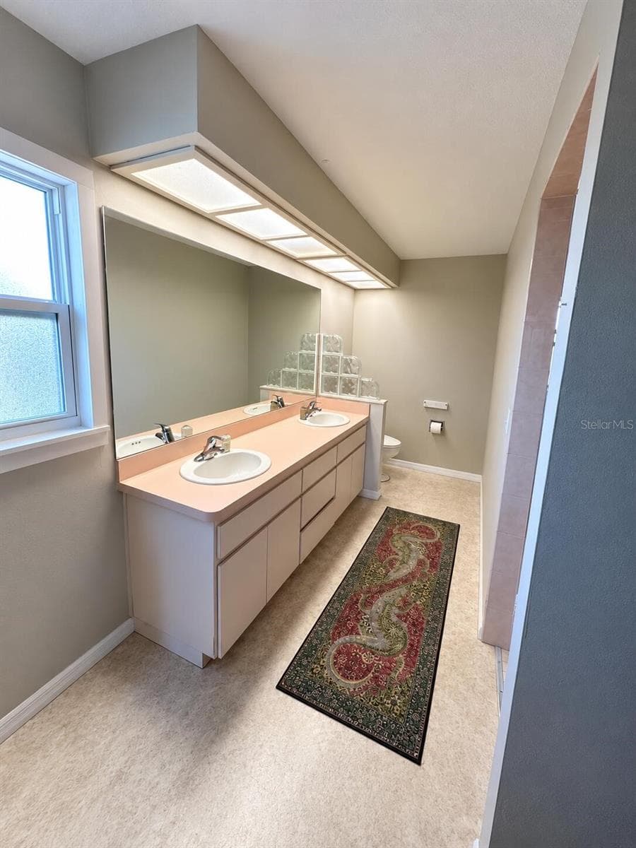 Single Family Residence at 22 CYPRESS DR, PALM HARBOR, photo 22 of 37