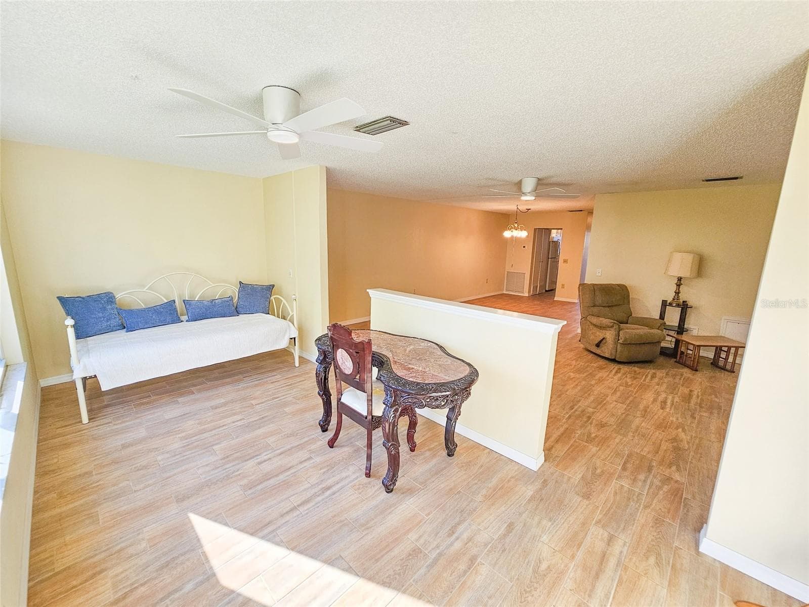 Florida Room Area. - 2850 59TH ST S #112, GULFPORT