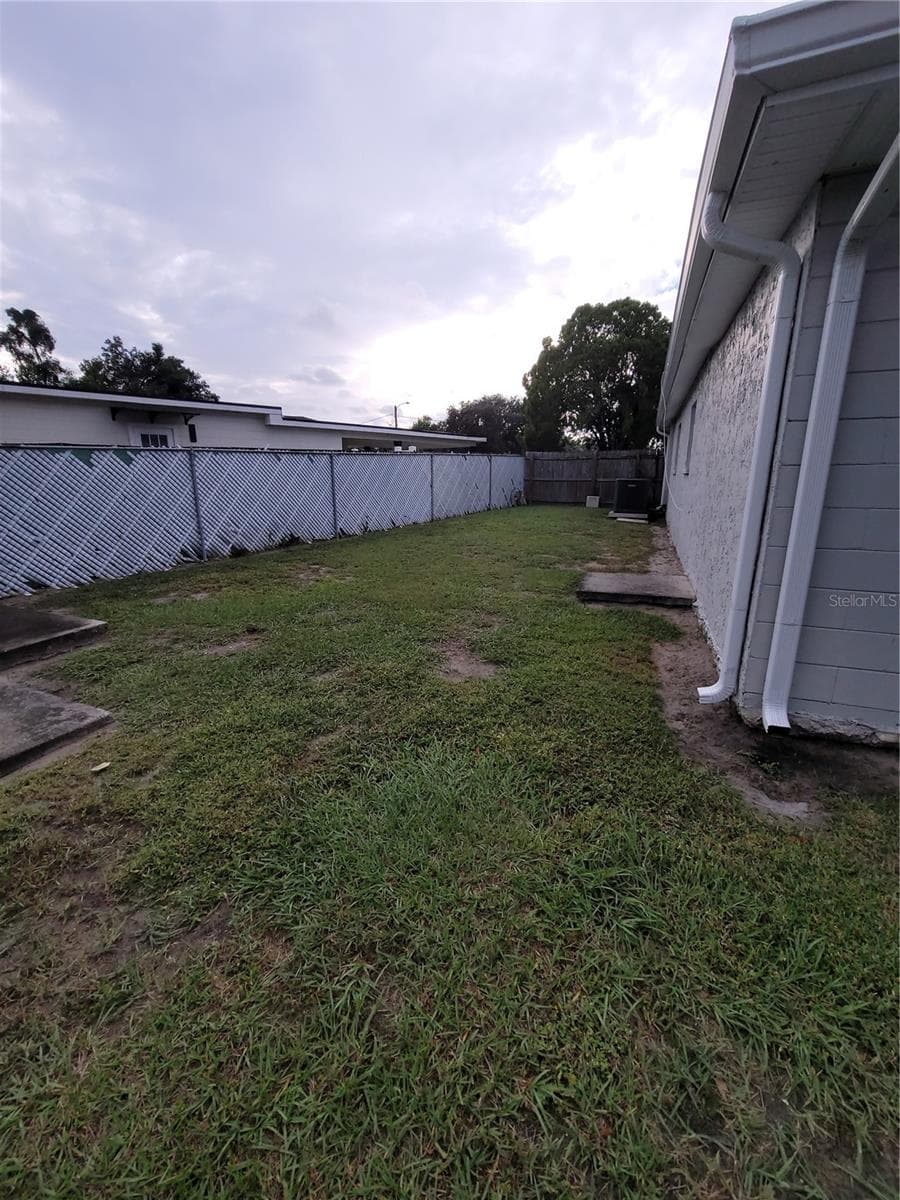 Single Family Residence at 4417 BOOKER T DR, TAMPA, photo 19 of 20