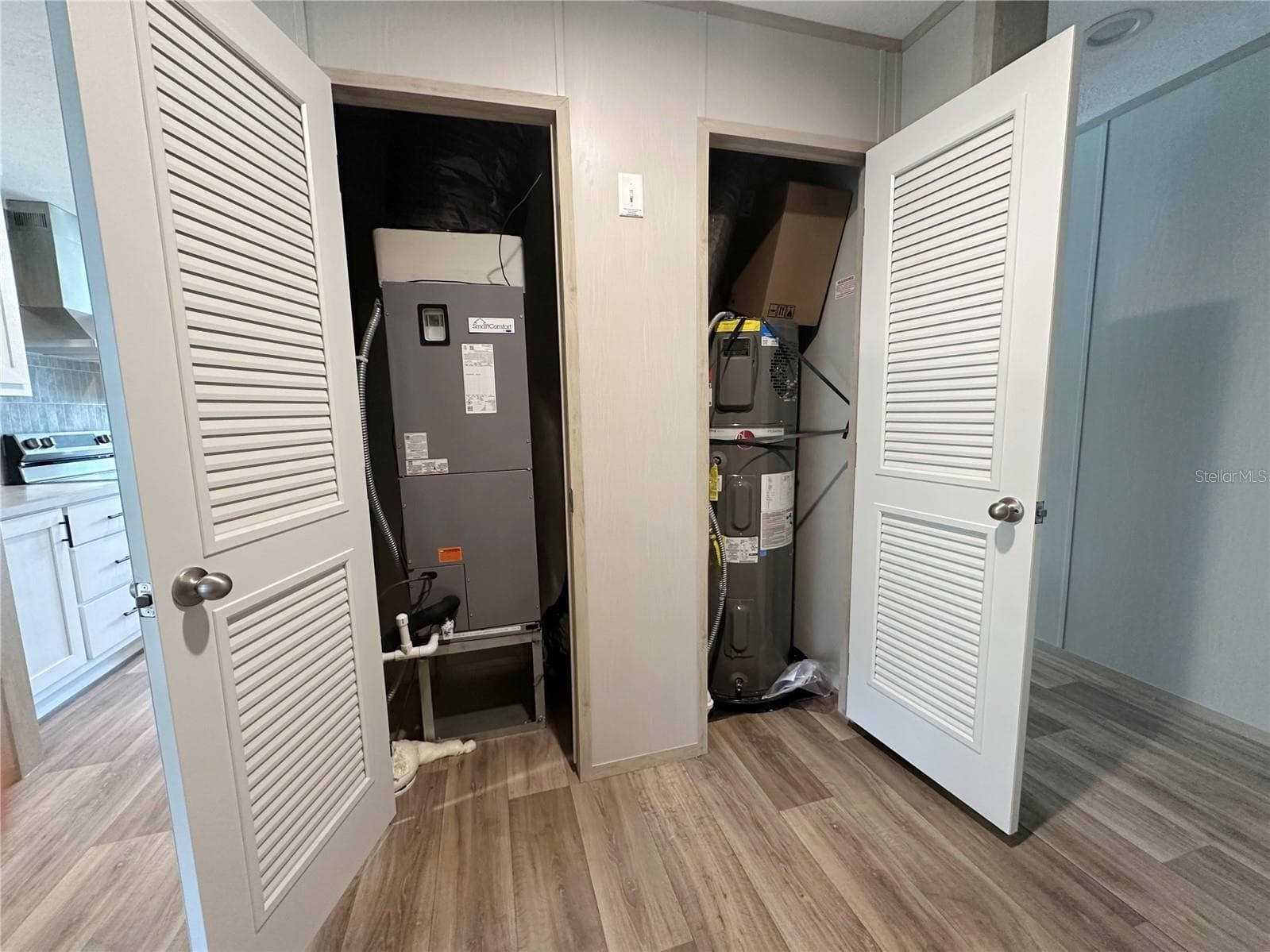 Manufactured Home at 18 ROBIN RD, WILDWOOD, photo 13 of 34