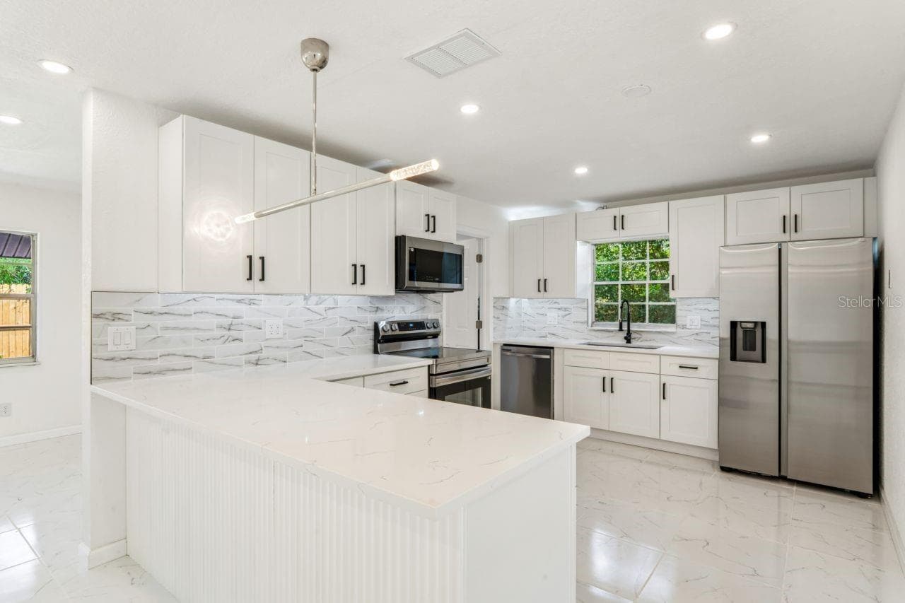 Kitchen - 31043 WILLOW BANK AVE, BROOKSVILLE