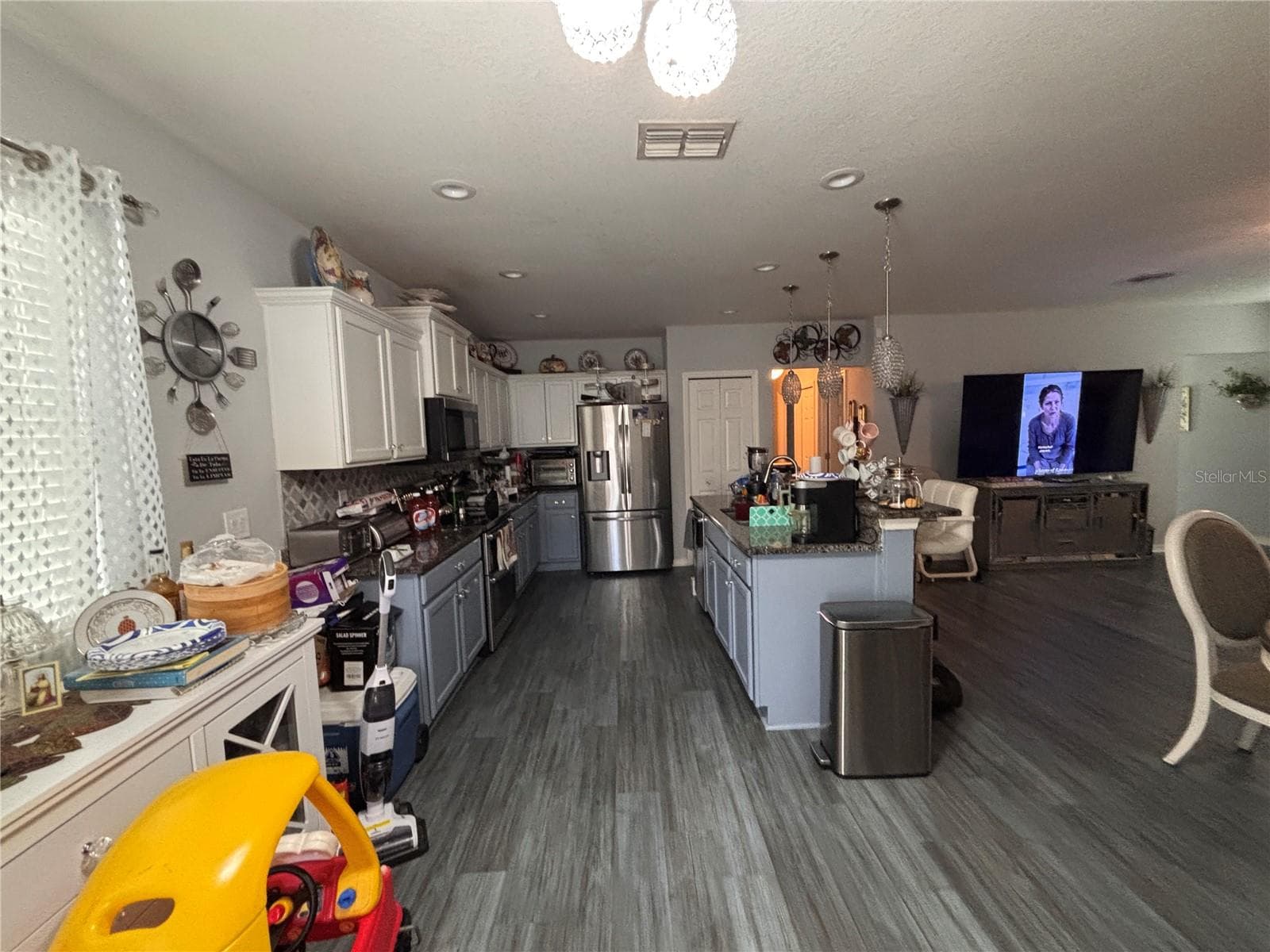 Single Family Residence at 7408 INDIGO OASIS CT, GIBSONTON, photo 6 of 15