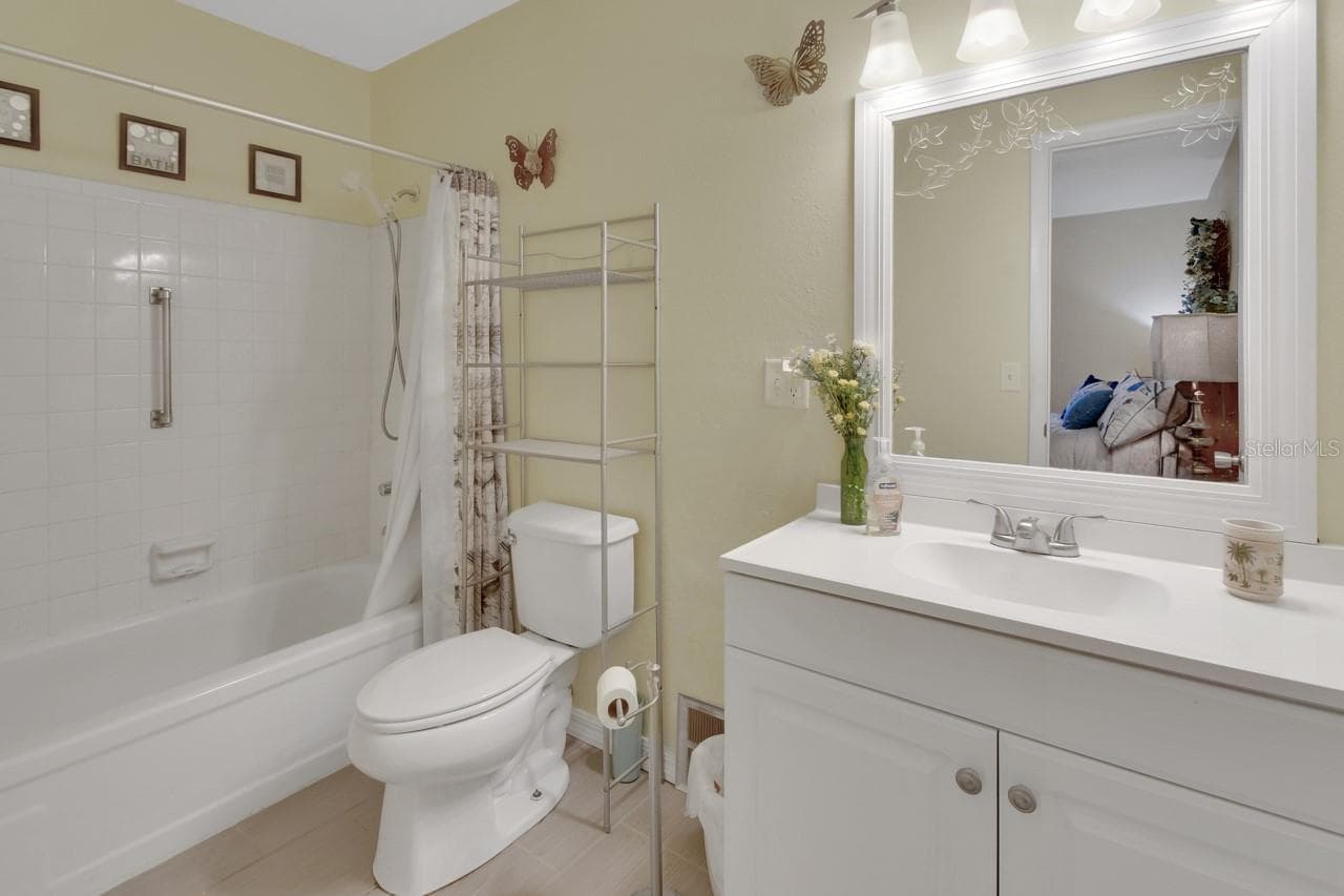 Condominium at 713 E MICHIGAN AVE #B, DELAND, photo 14 of 24