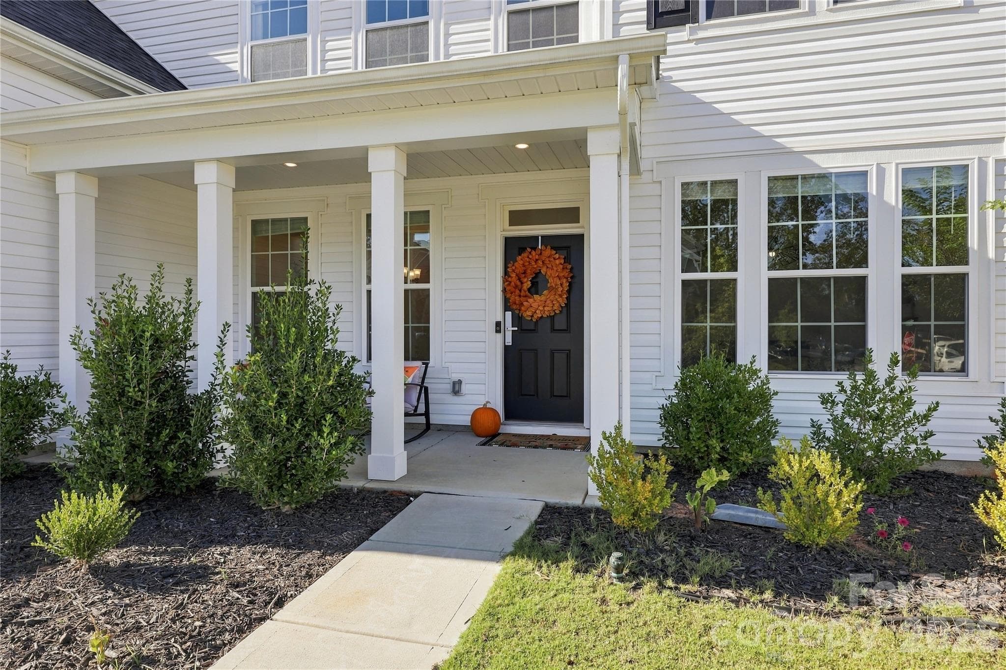 Single Family Residence at 3065 Oxtail Court, Rock Hill, photo 10 of 46