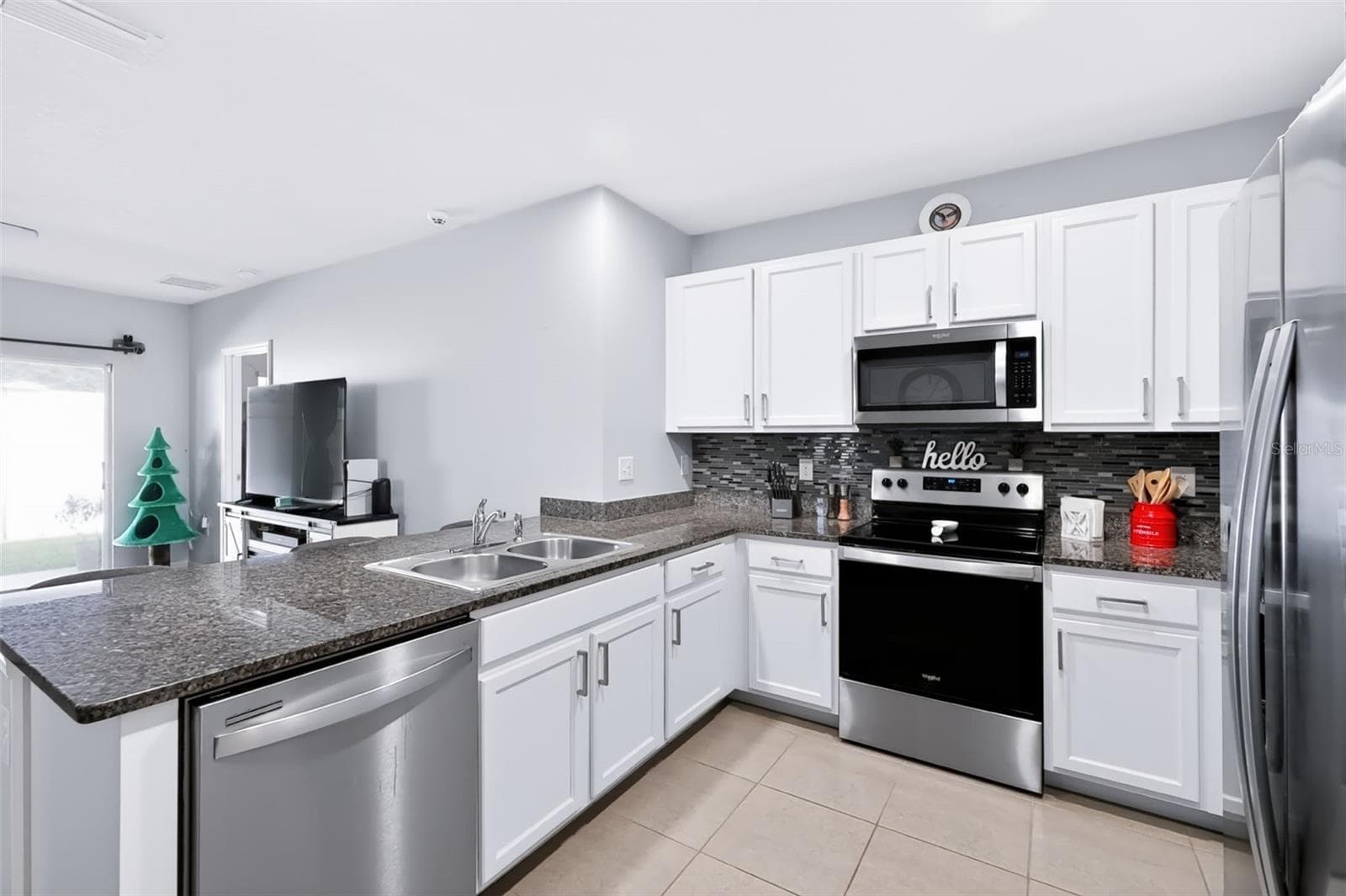 Single Family Residence at 3110 SUNCOAST PLAINS DR, ODESSA, photo 13 of 41