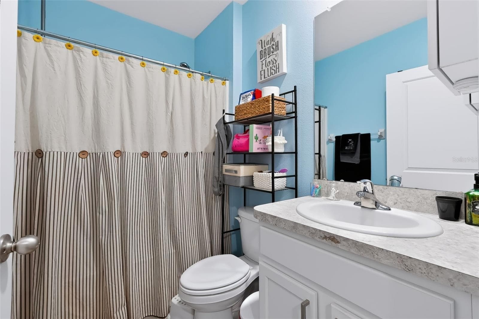 Single Family Residence at 3110 SUNCOAST PLAINS DR, ODESSA, photo 20 of 41