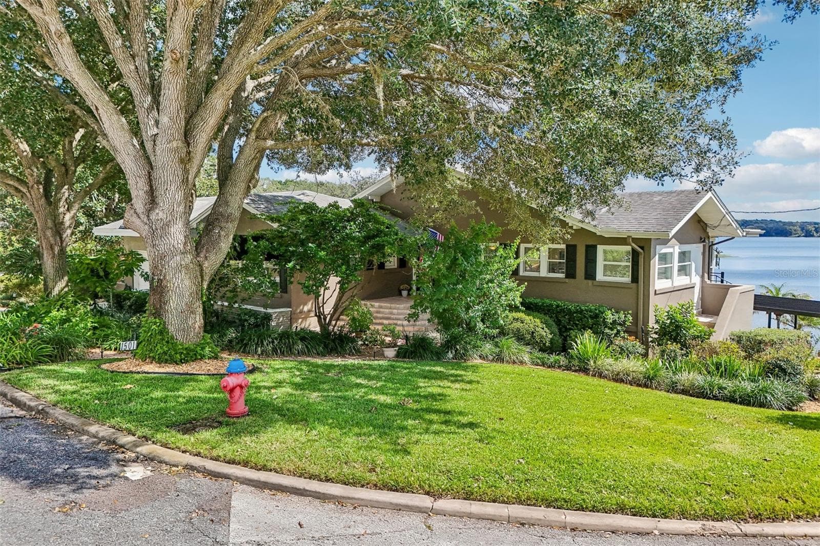 Single Family Residence at 1501 FAHNSTOCK ST, EUSTIS, photo 8 of 90