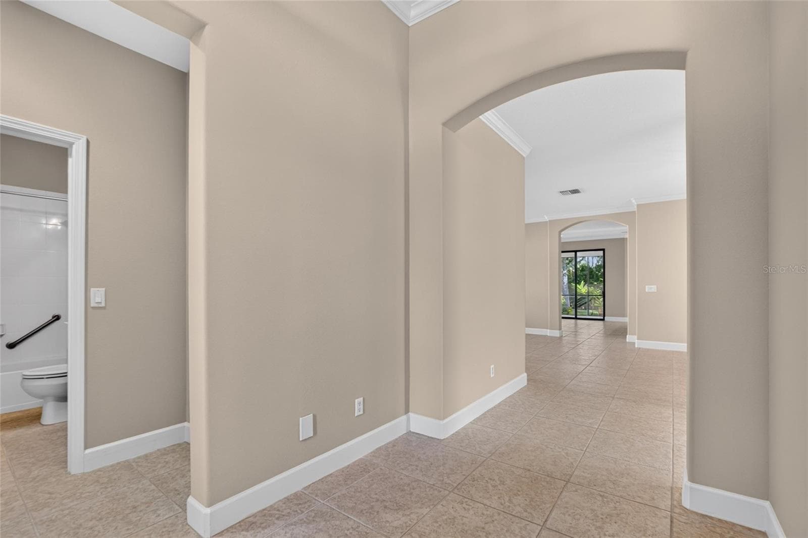 Foyer - 213 SILVER FALLS DR, APOLLO BEACH