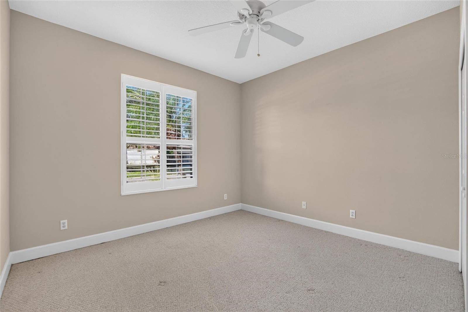 2nd Bedroom Front of Home - 213 SILVER FALLS DR, APOLLO BEACH