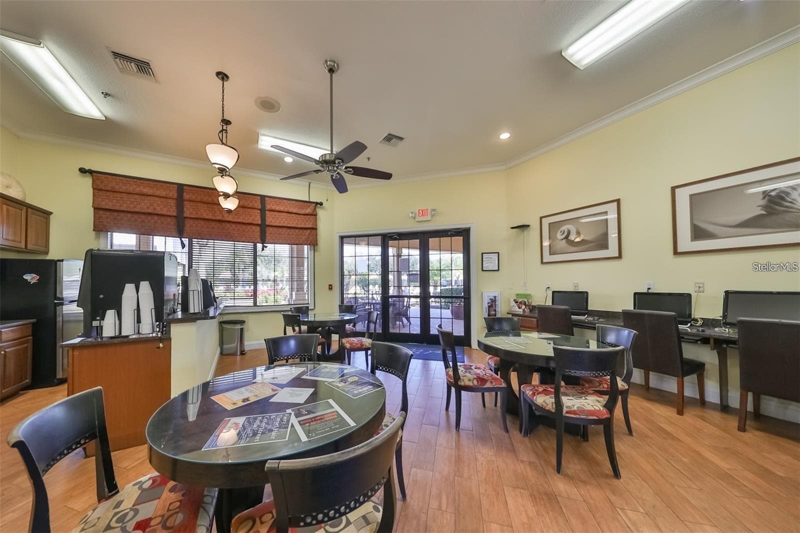 Coffee Social Area - 213 SILVER FALLS DR, APOLLO BEACH