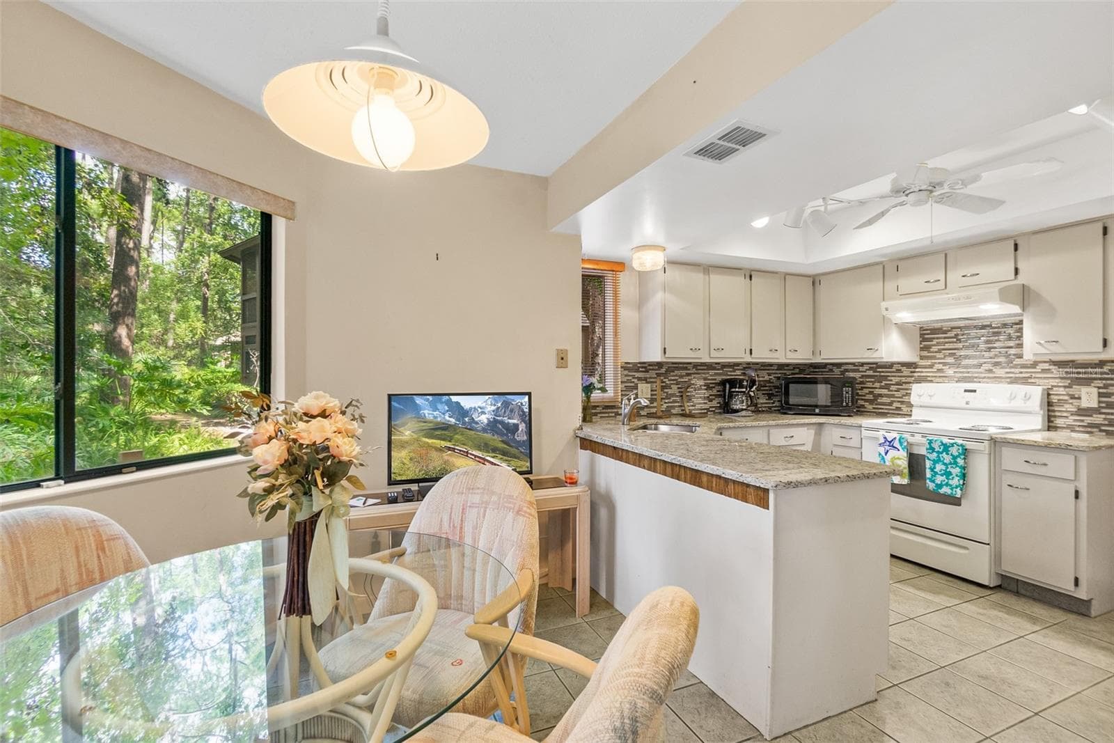 Condominium at 23 PINE HURST PL #23, PALM COAST, photo 12 of 38