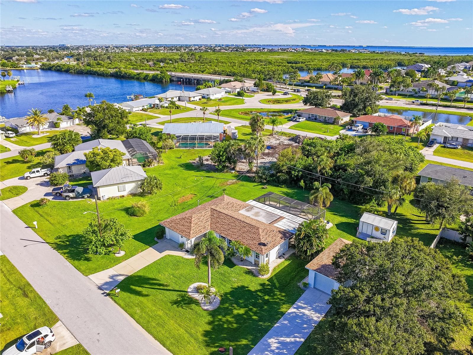 Single Family Residence at 539 WOODLAND AVE NW, PORT CHARLOTTE, photo 4 of 50