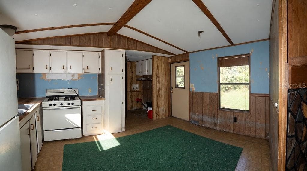 Manufactured Home at 9950 SE 309TH AVE, ALTOONA, photo 4 of 11