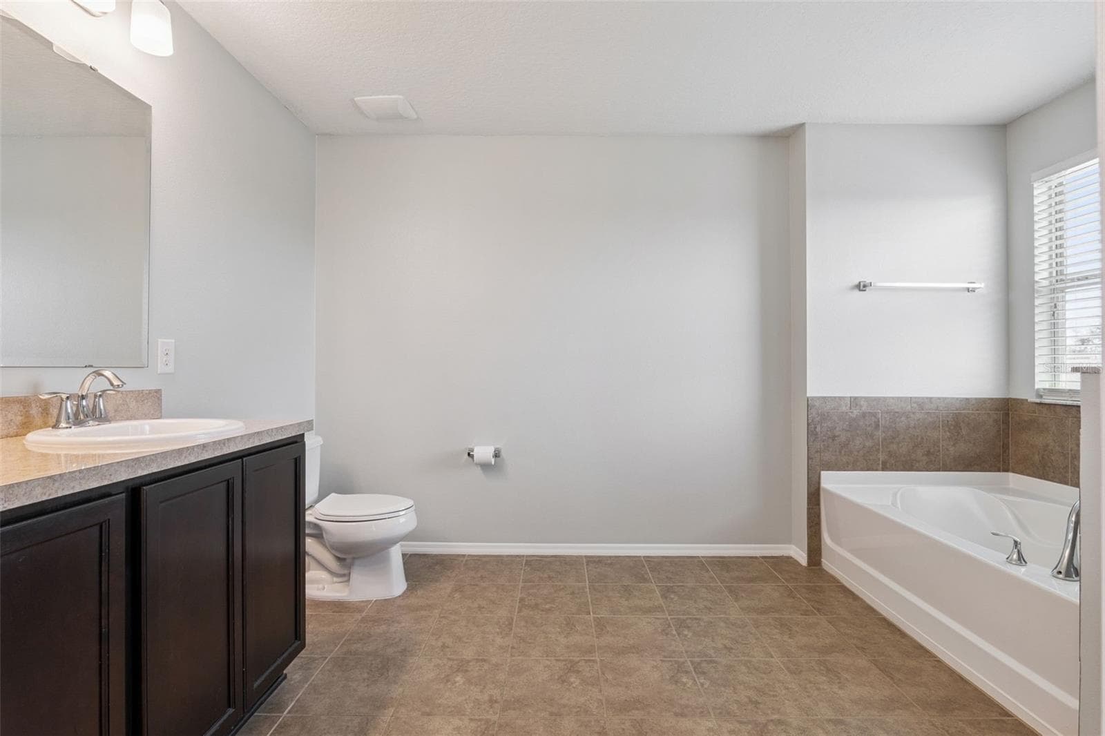 Primary ensuite bathroom - 13612 LARANJA ST, CLERMONT