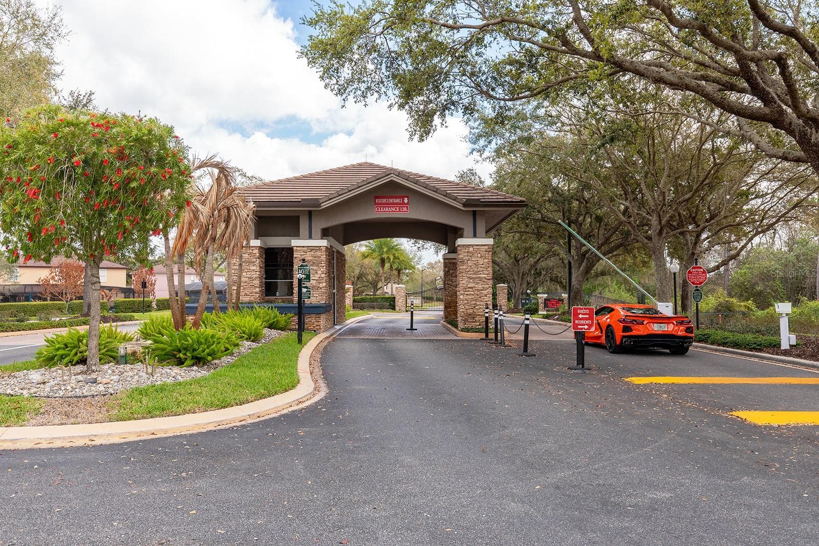 Entry Gate - 2410 SIWARD AVE, ORLANDO