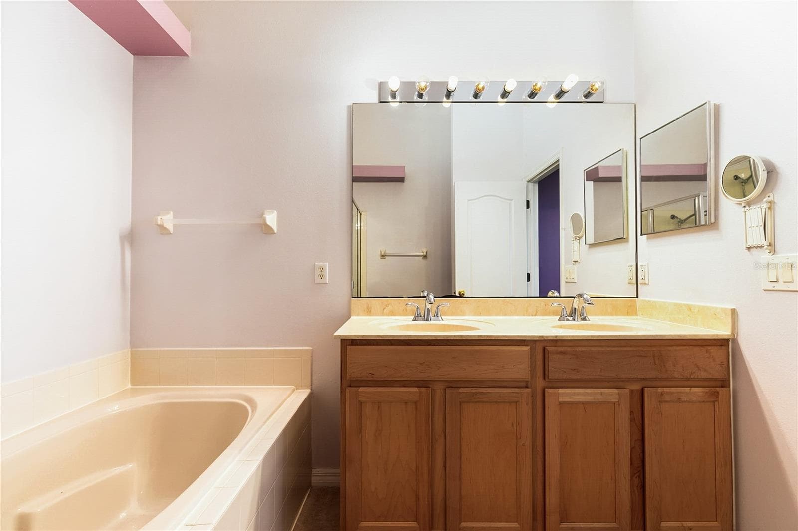 Primary Bathroom - 2410 SIWARD AVE, ORLANDO