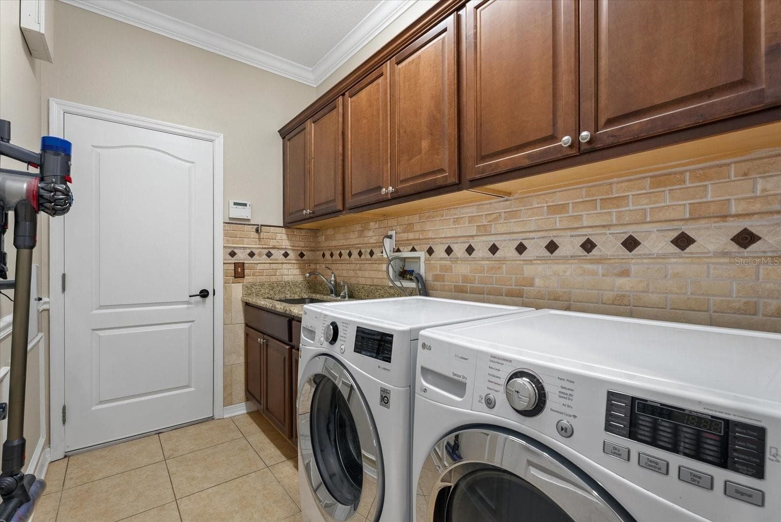 Single Family Residence at 308 STAR SHELL DR, APOLLO BEACH, photo 31 of 67