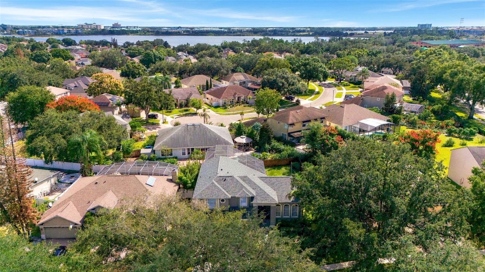 Single Family Residence at 8426 DIAMOND COVE CIR, ORLANDO, photo 3 of 71