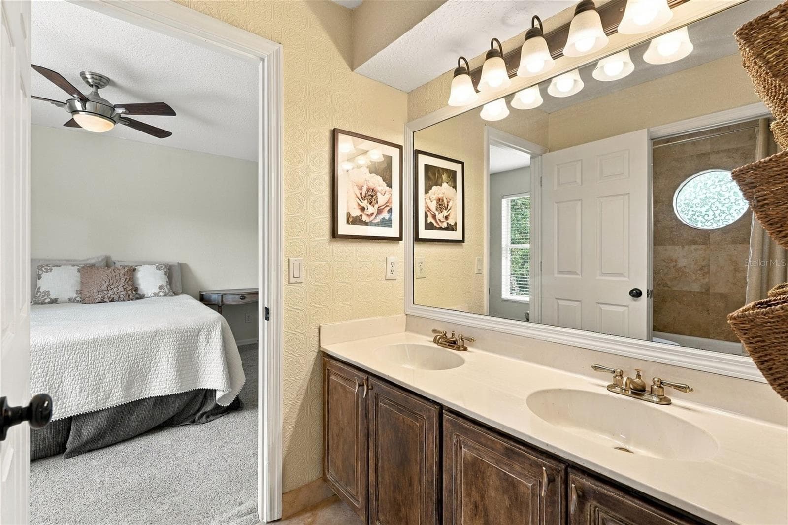 Single Family Residence at 8426 DIAMOND COVE CIR, ORLANDO, photo 63 of 71